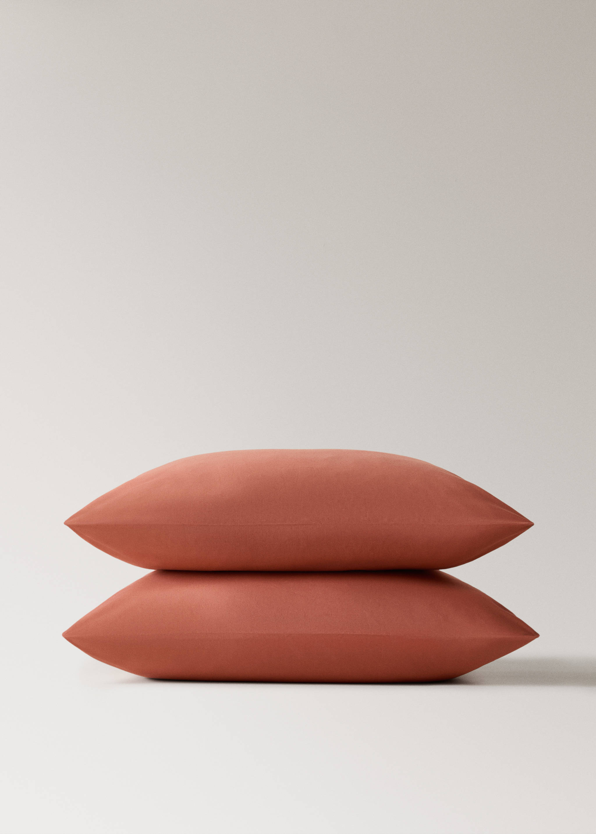 Two cotton percale pillowcases 60x60cm - Details of the article 1