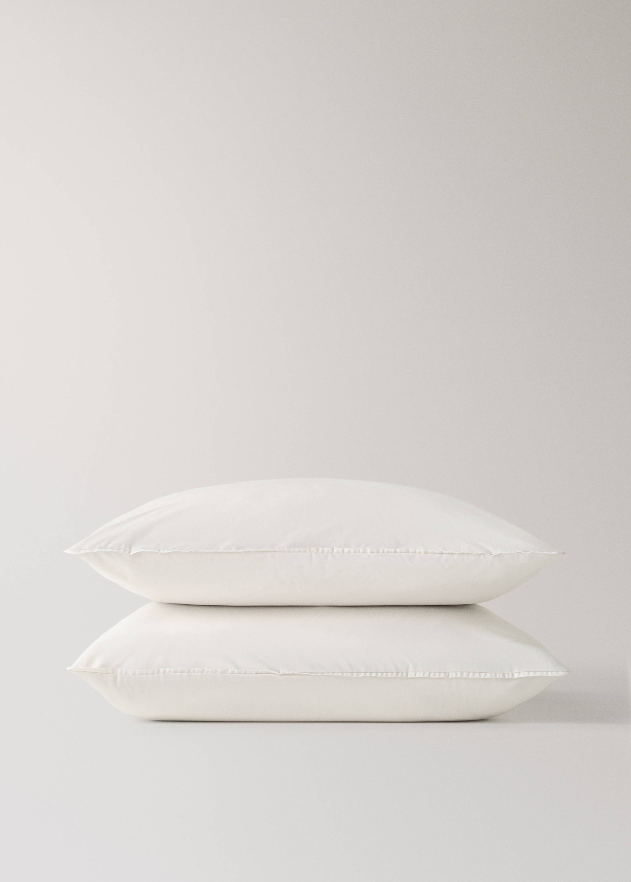 Two 300-thread percale cotton pillowcases 60x60 cm - Details of the article 1