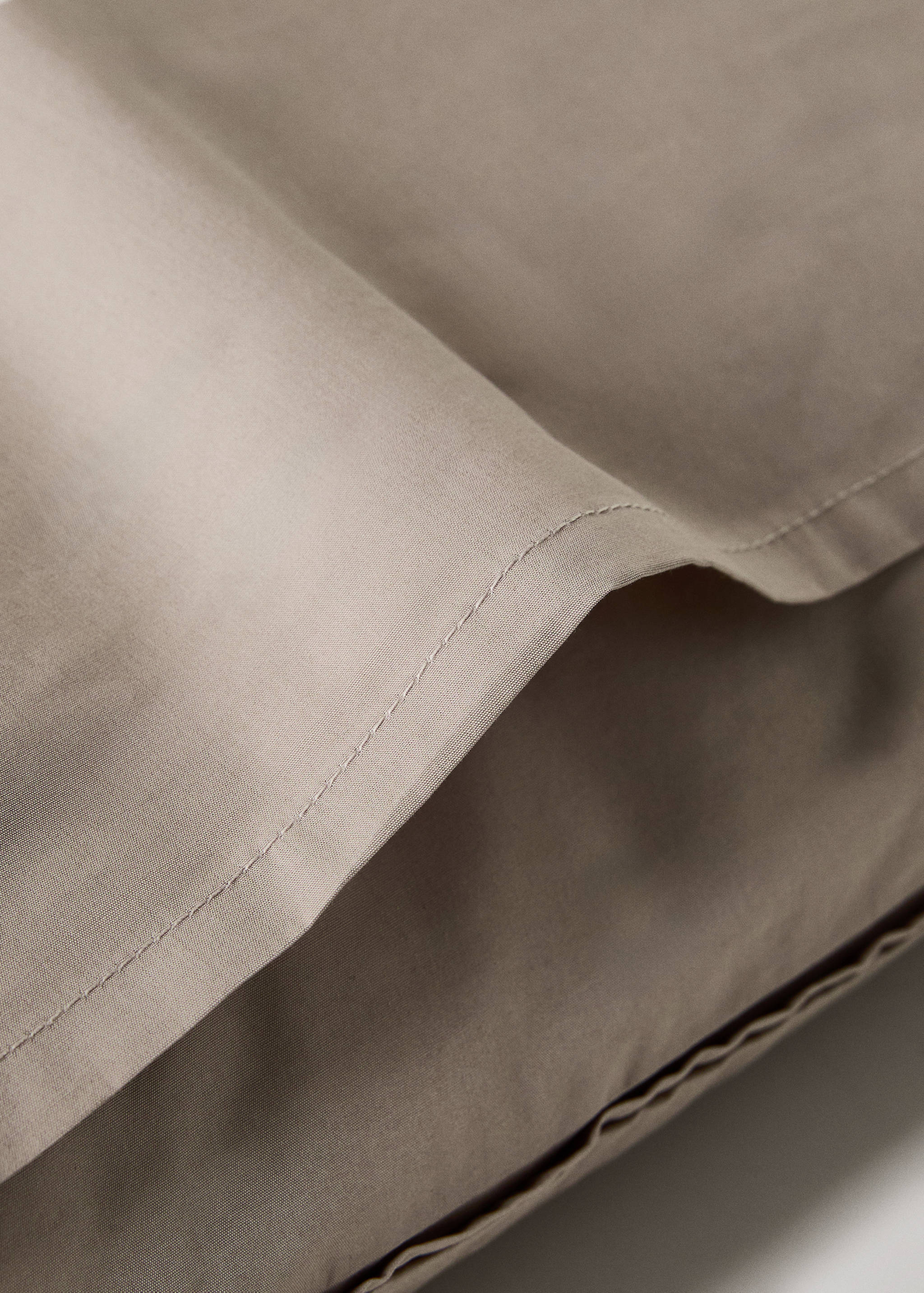 Two 300-thread percale cotton pillowcases 60x60 cm - Details of the article 2