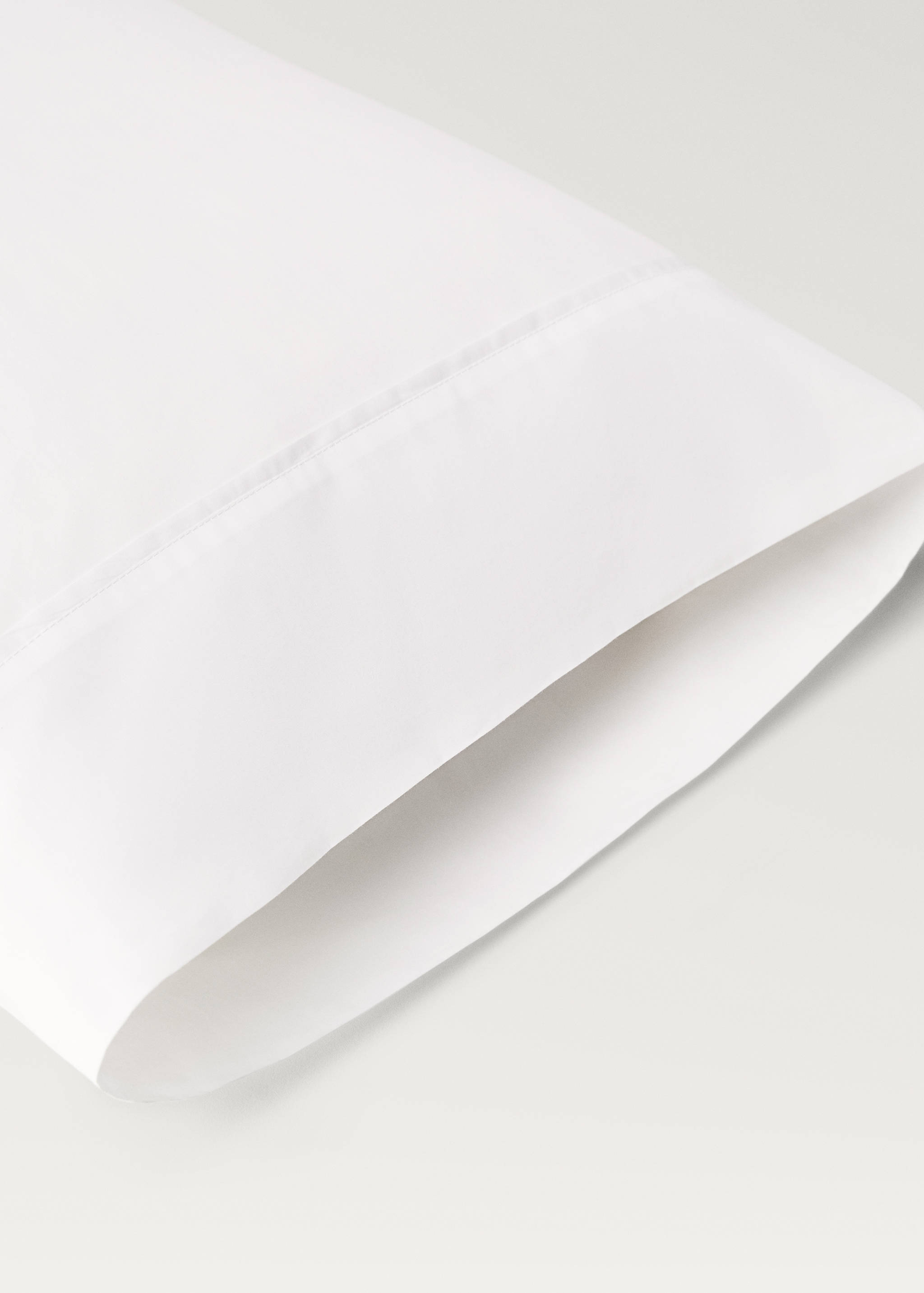 300-thread count cotton percale pillowcase, 45x110 cm - Details of the article 2