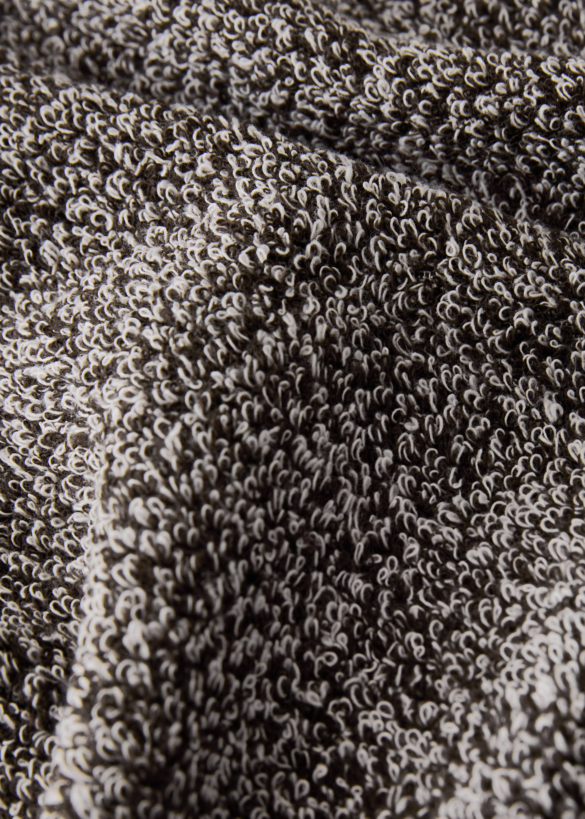 Cotton-blend two-tone bath towel - Details of the article 1