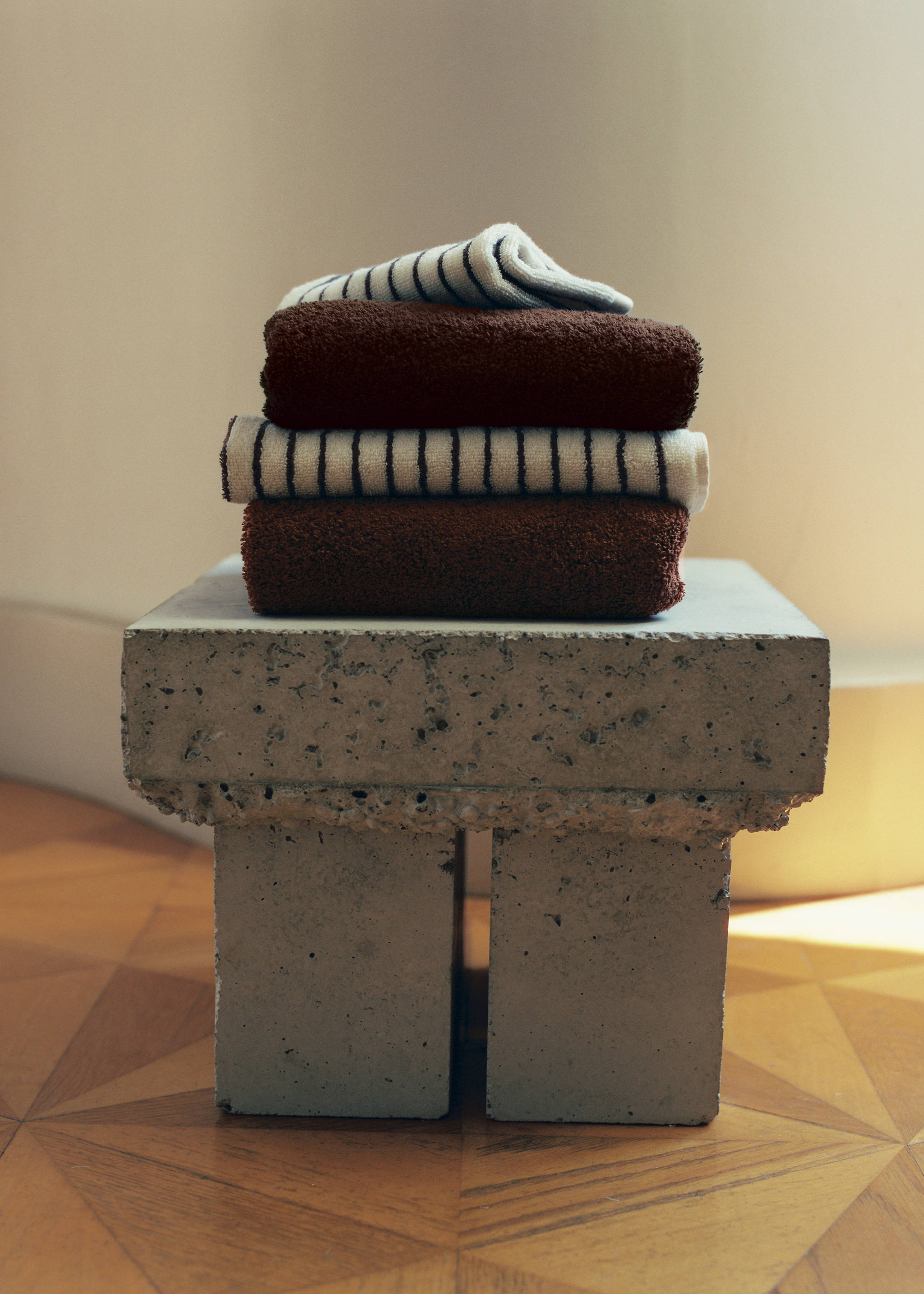 Soft cotton washbasin towel - Details of the article 6