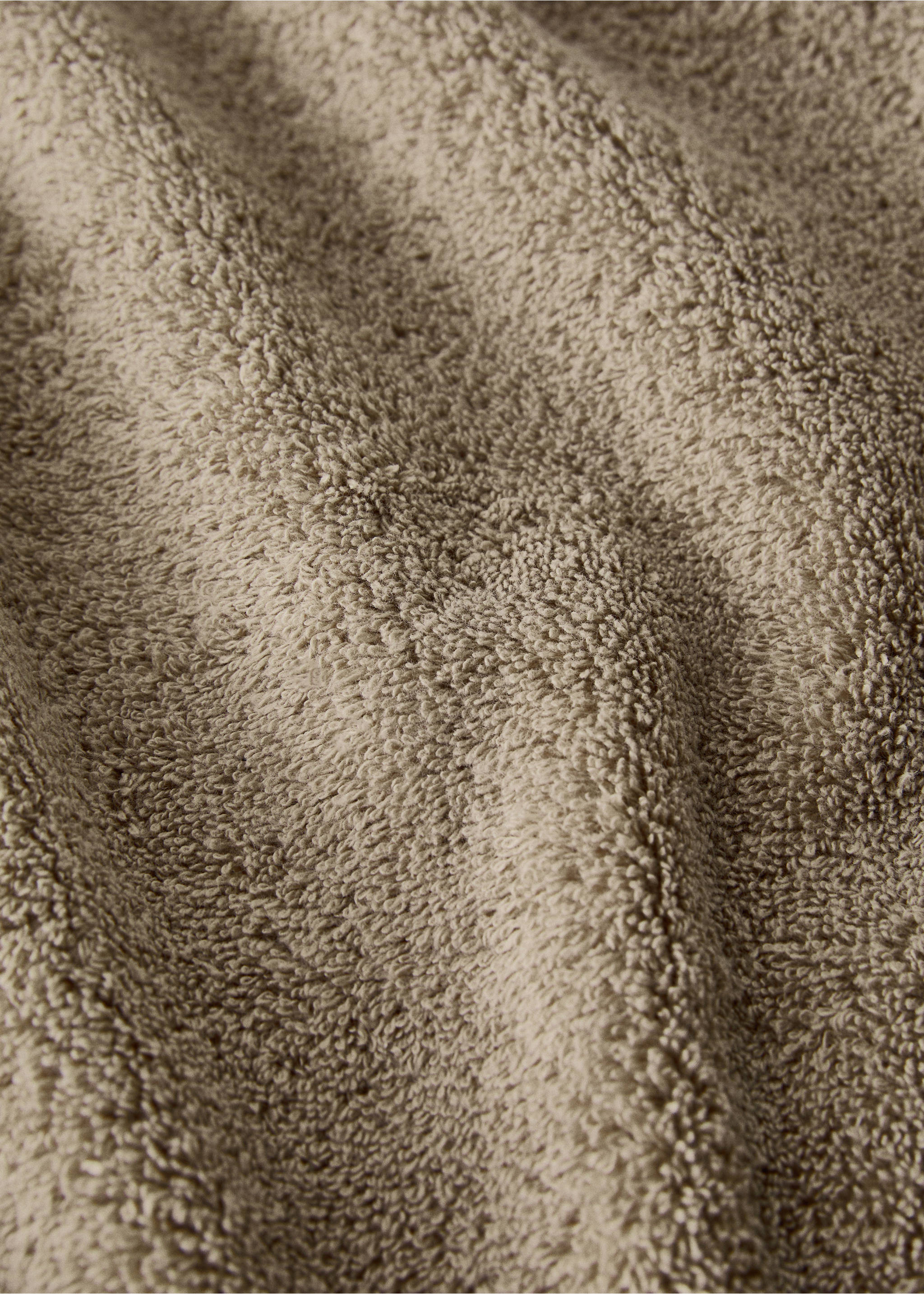 Serviette toilette coton doux - Détail de l'article 1, Marron moyen. Ref: 17021597-00.