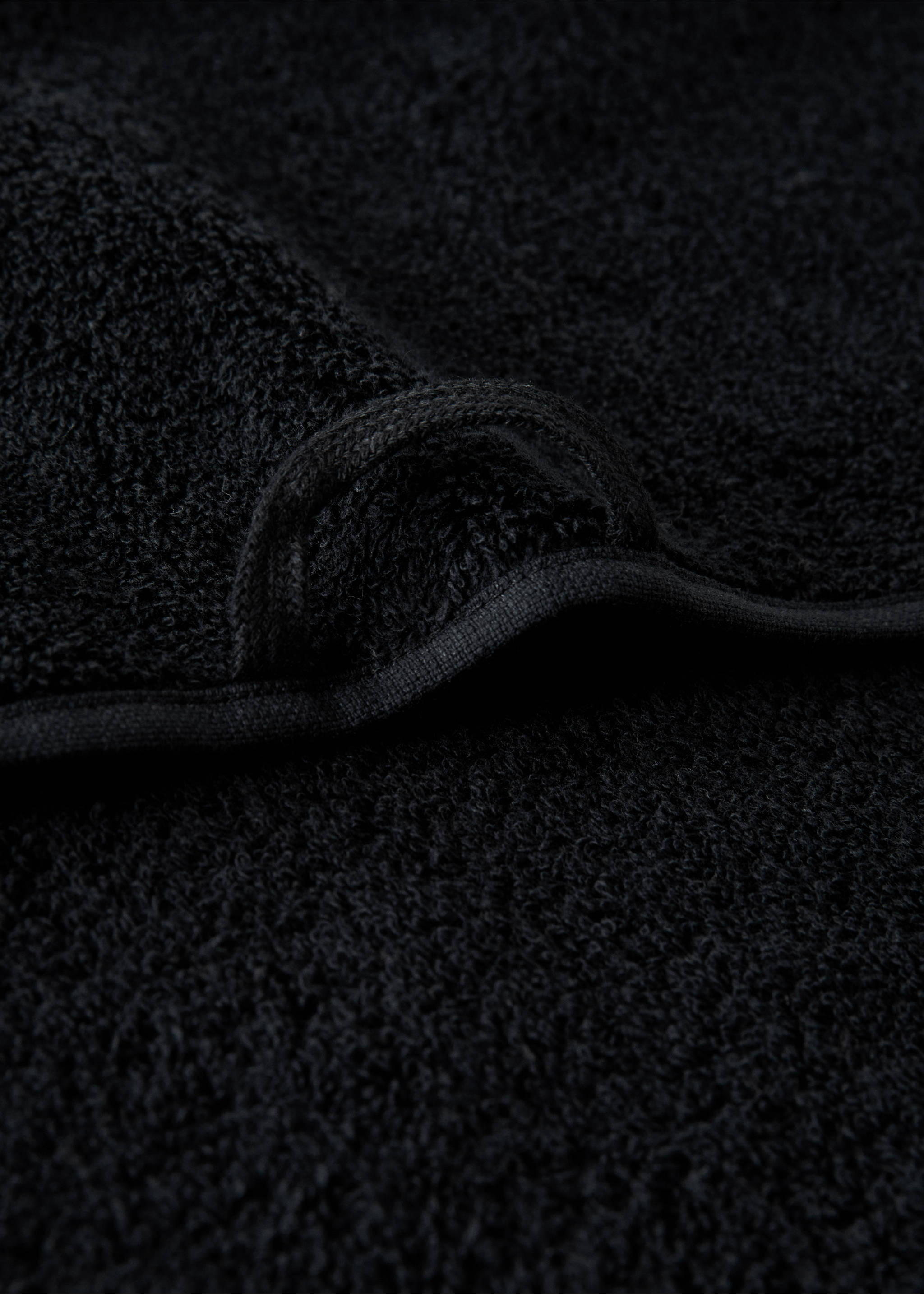 Serviette de douche coton doux - Détail de l'article 2, Noir. Ref: 17021598-00.