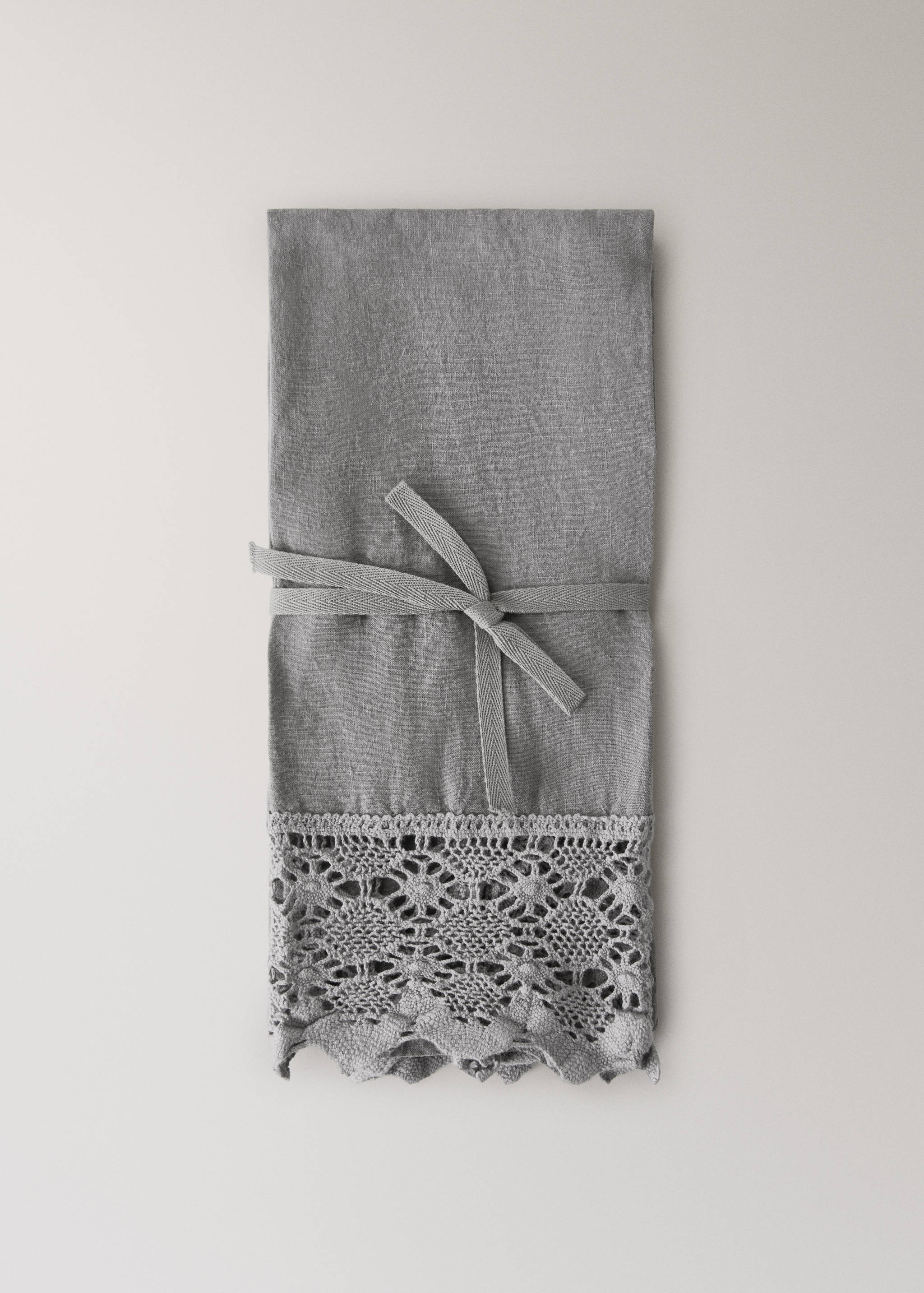 Πετσέτα λινή με τελείωμα δαντέλα - Λεπτομέρεια του προϊόντος 2