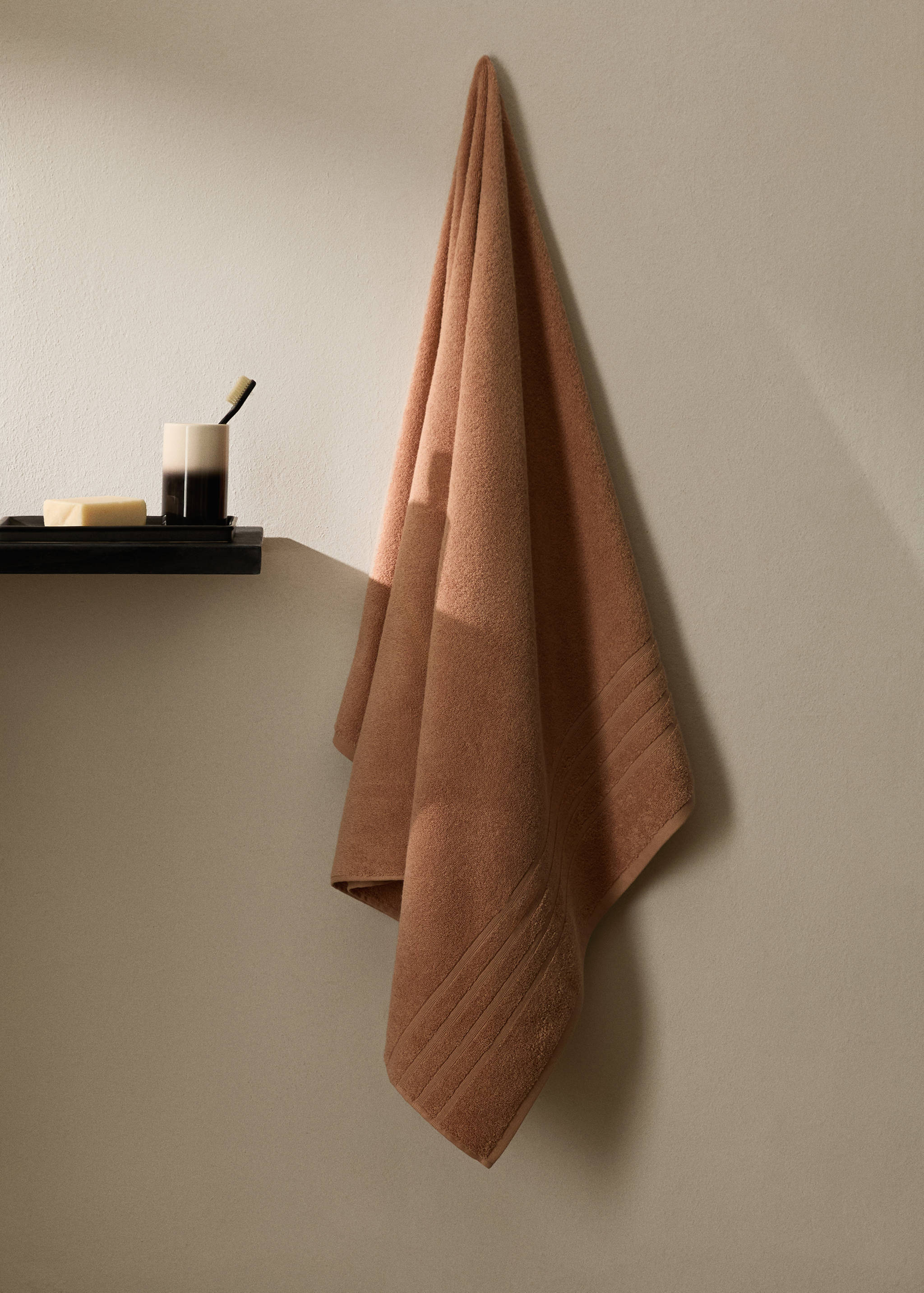 Cotton bath towel - General plane