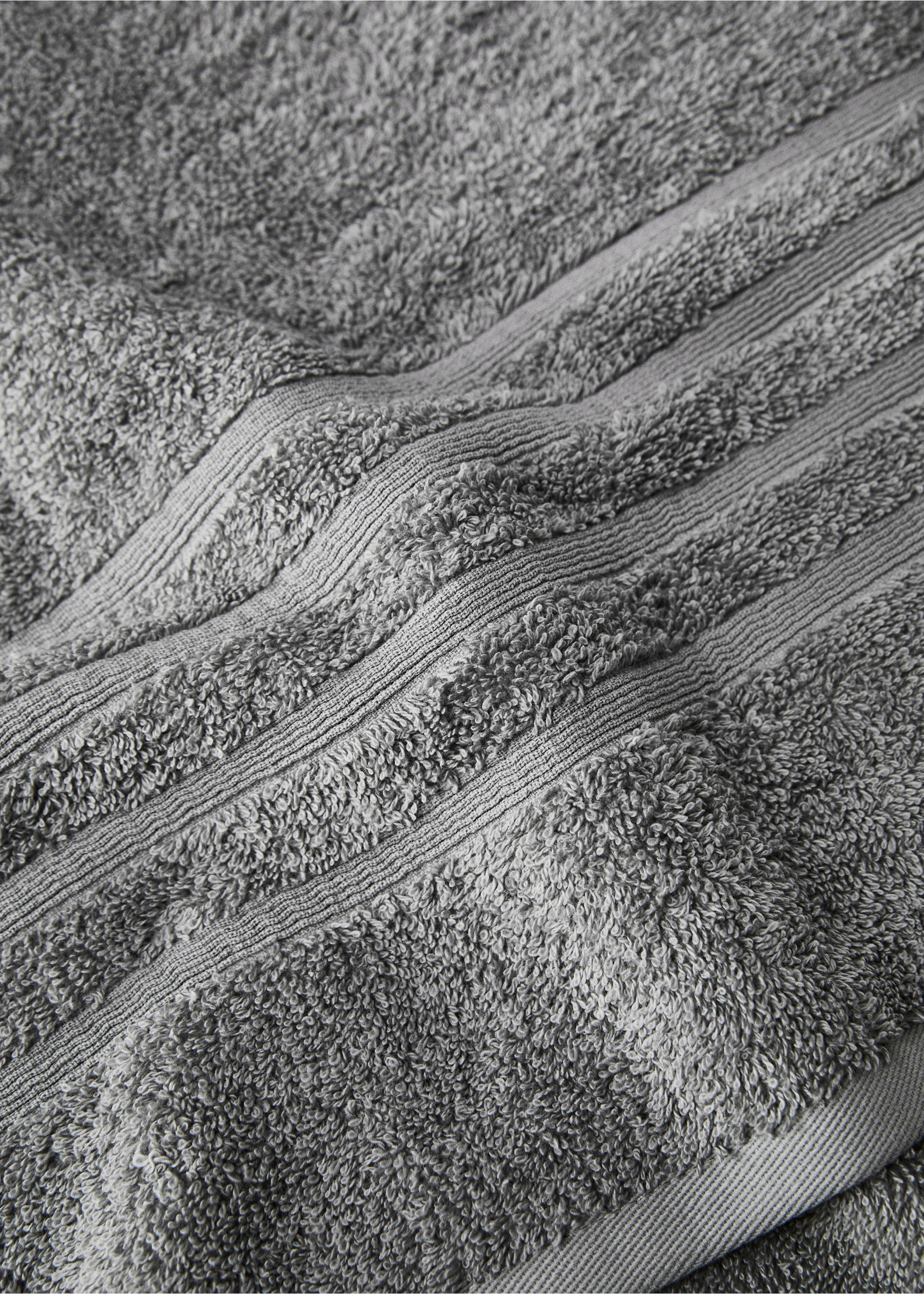 Frottee-Badehandtuch aus Baumwolle - Detail des Artikels 2, Grau. Ref: 17021610-00.