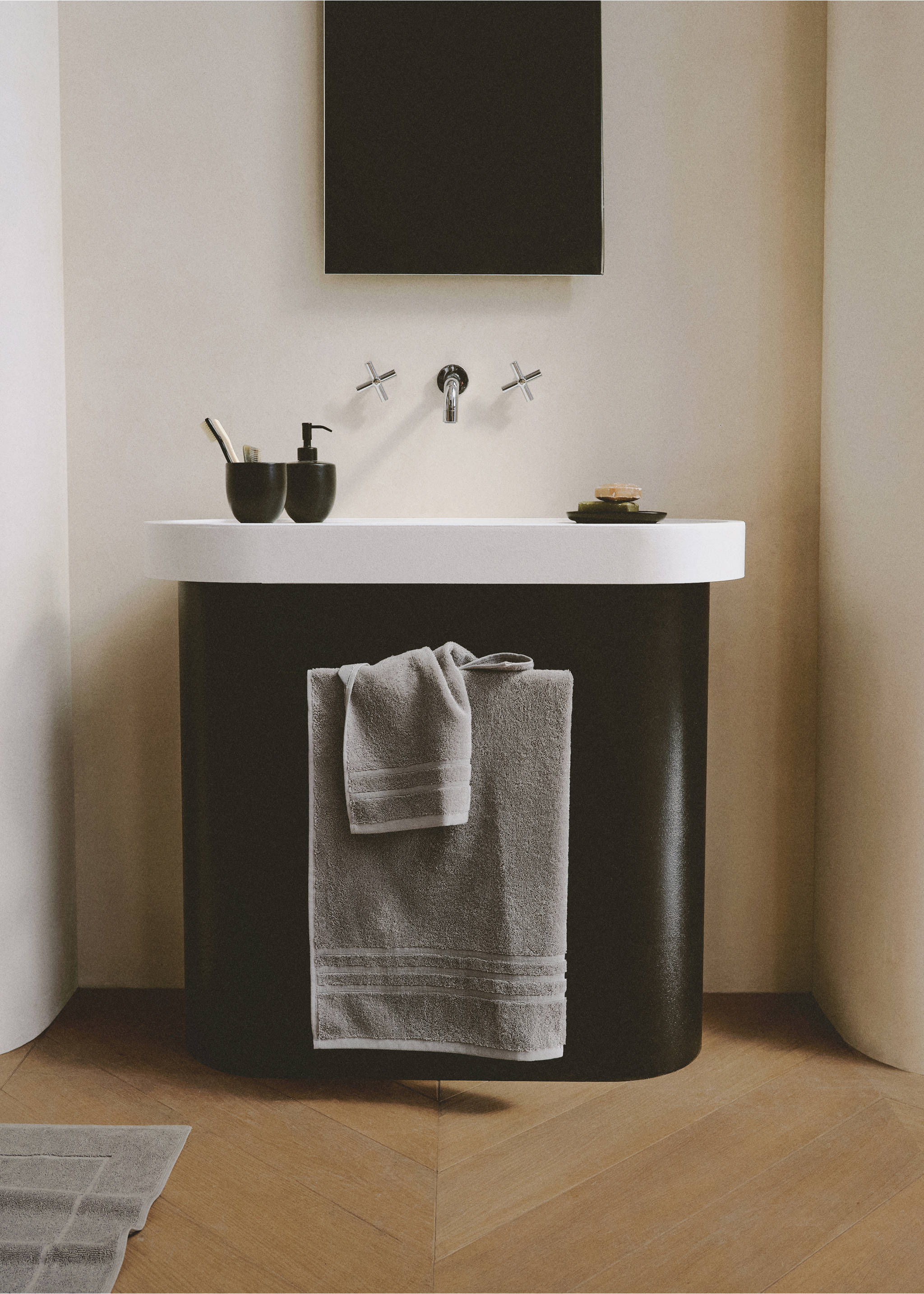 Frottee-Badehandtuch aus Baumwolle - Detail des Artikels 6, Grau. Ref: 17021610-00.