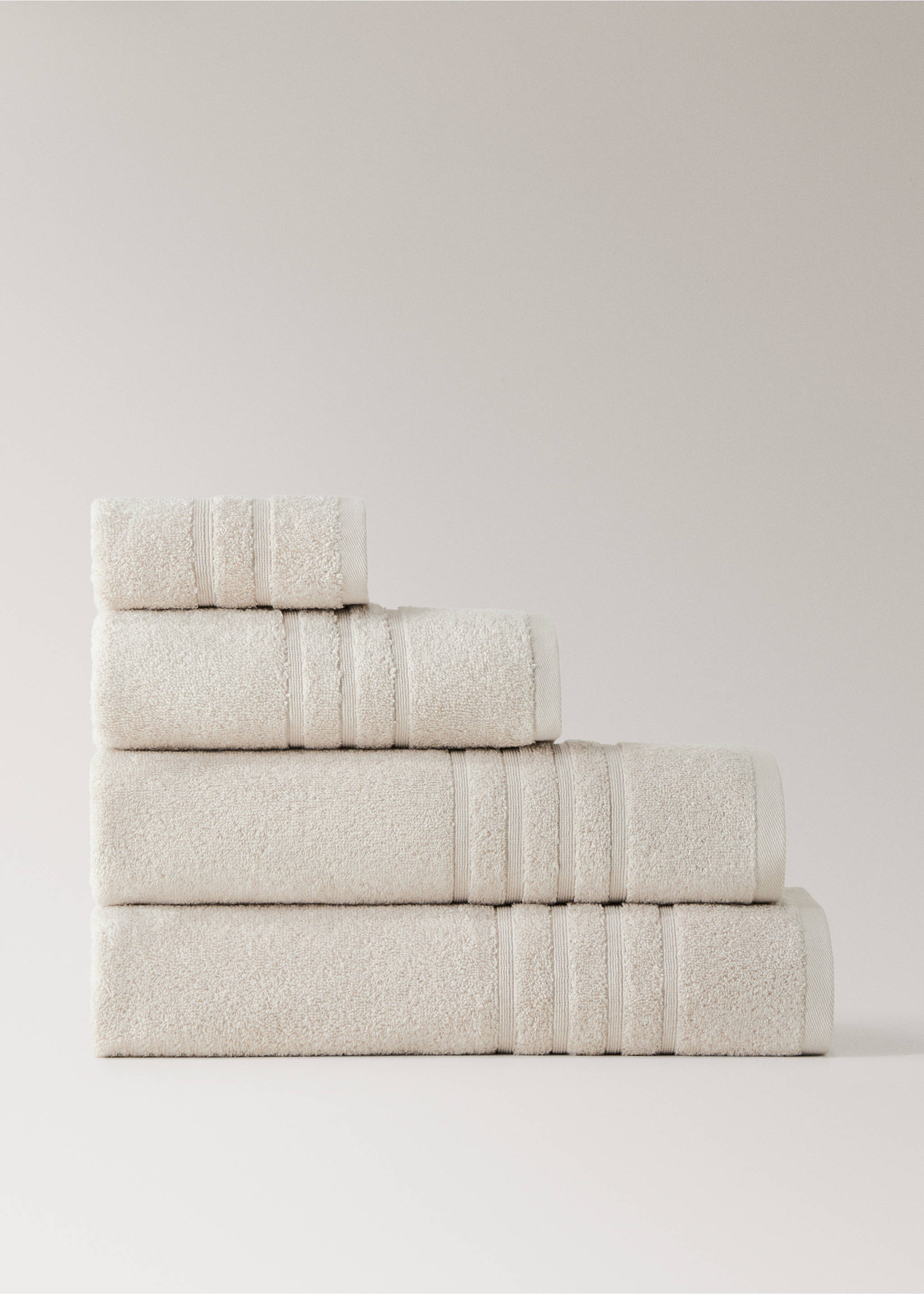 Handduk i bomullsfrotté - Artikel utan modell, Sand. Ref: 17021612-00.