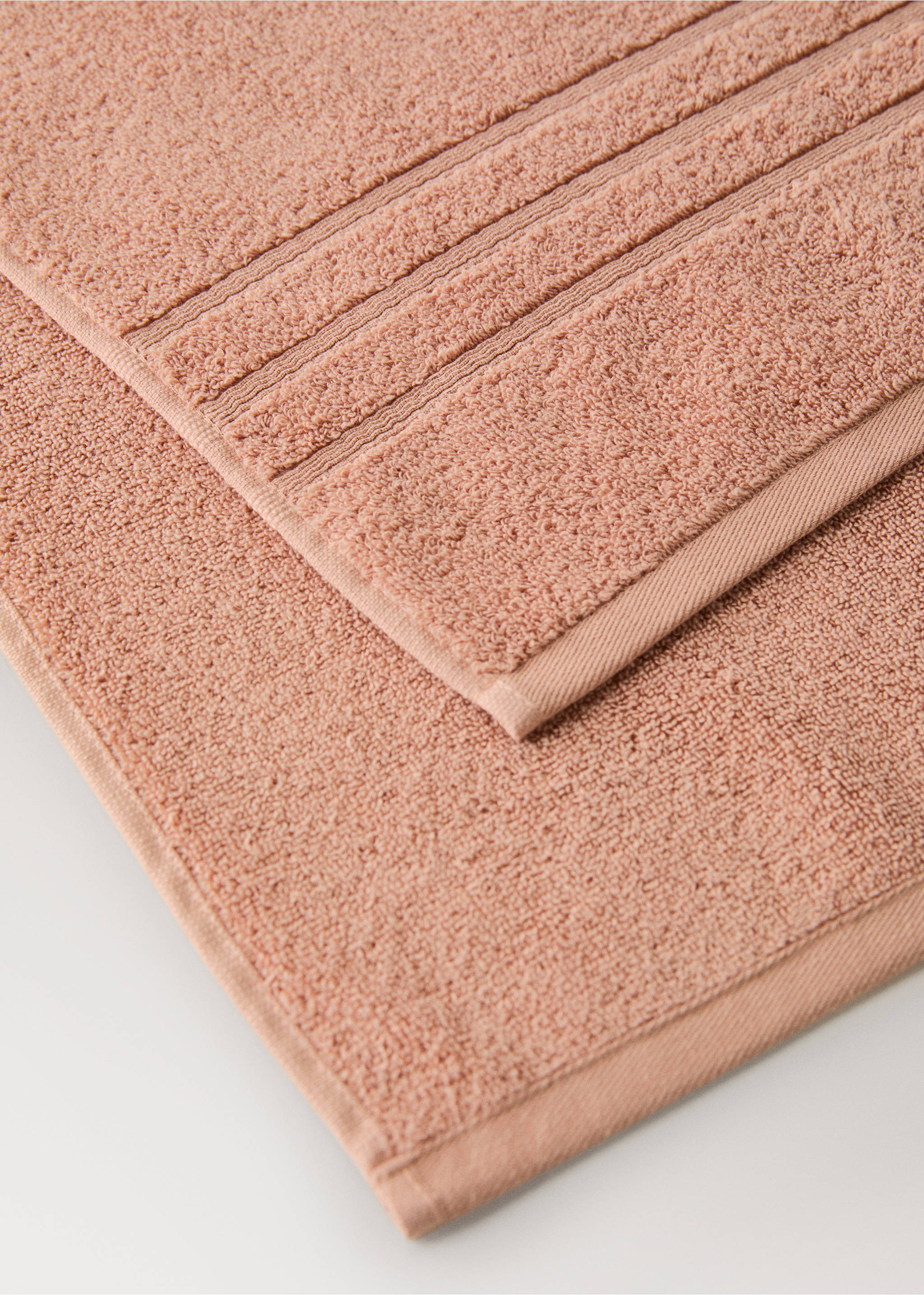 Handduk i bomullsfrotté - Detaljer om artikeln 2, Laxfärgad. Ref: 17021612-00.