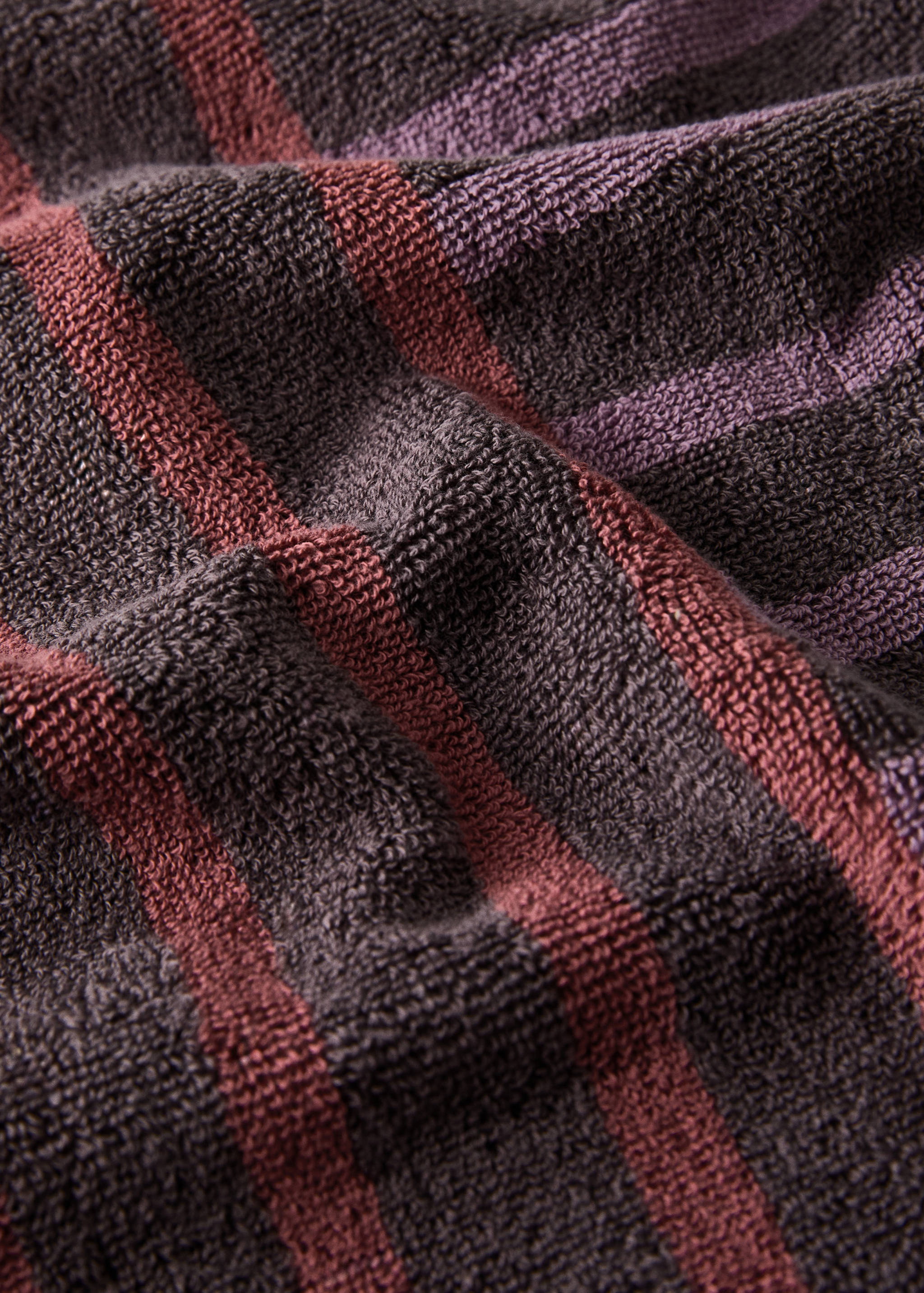 Cotton guest towel with two-tone stripes - Details of the article 1