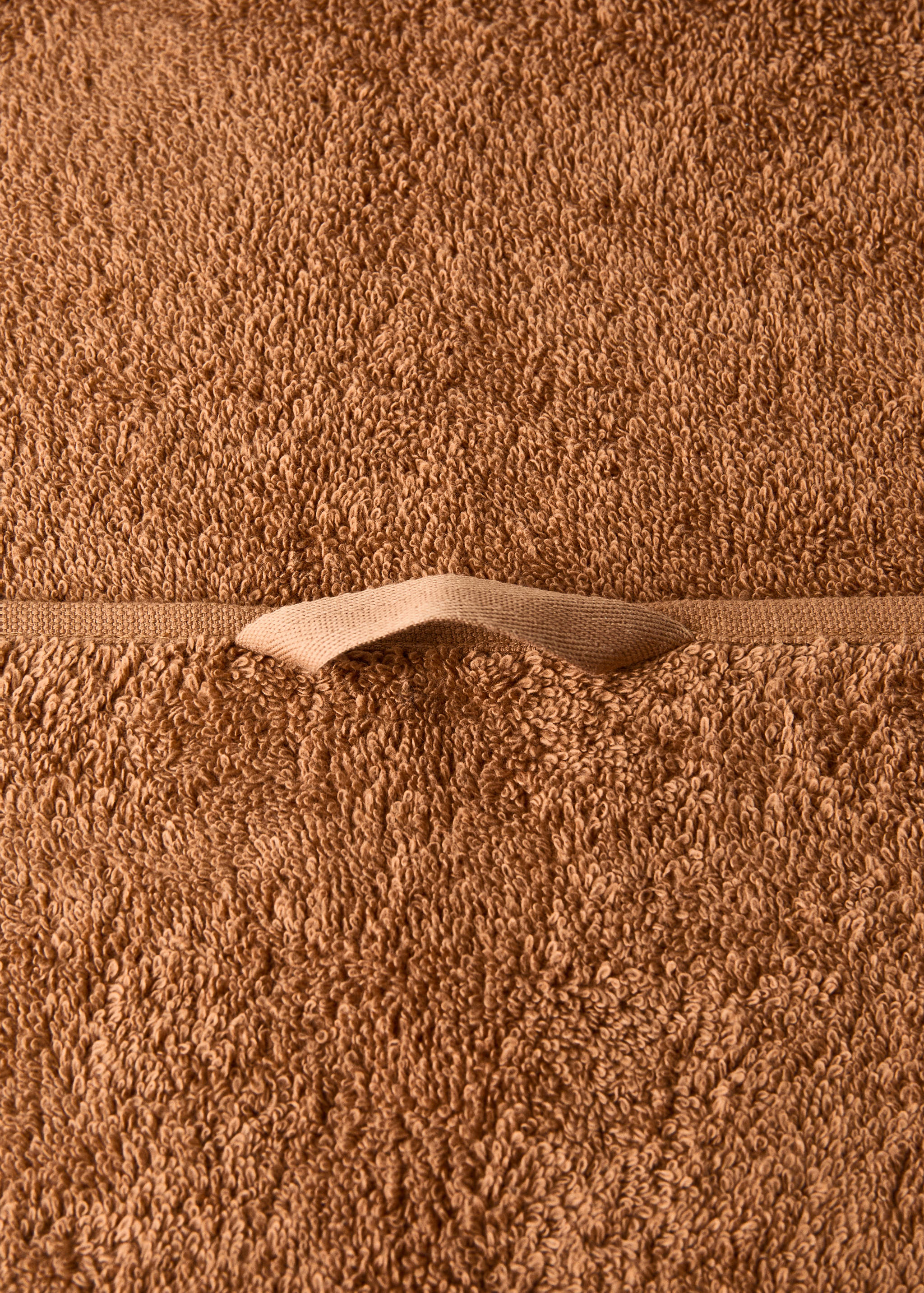 Katoenen kinderhanddoek met meerkleurige pompons - Detail van het artikel 2