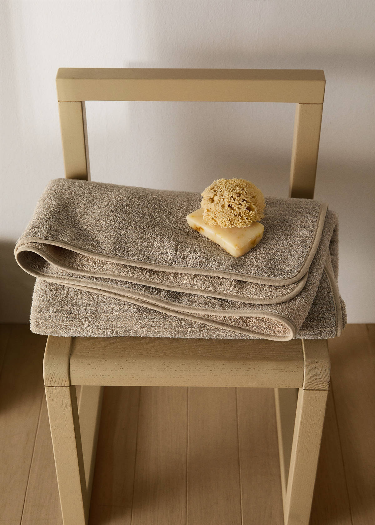 Children's cotton striped bath towel — Ecru