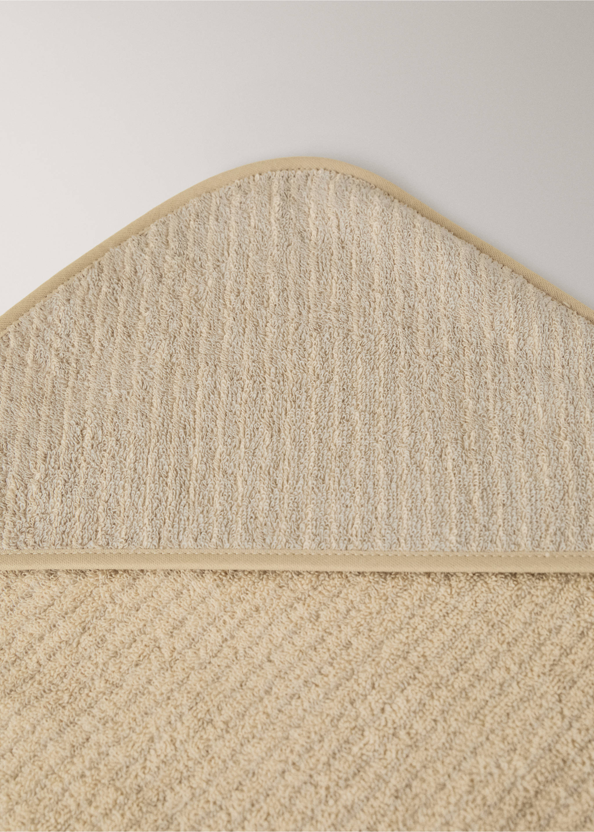 Children's cotton striped bath poncho - Details of the article 1, Ecru. Ref: 17021631-00.