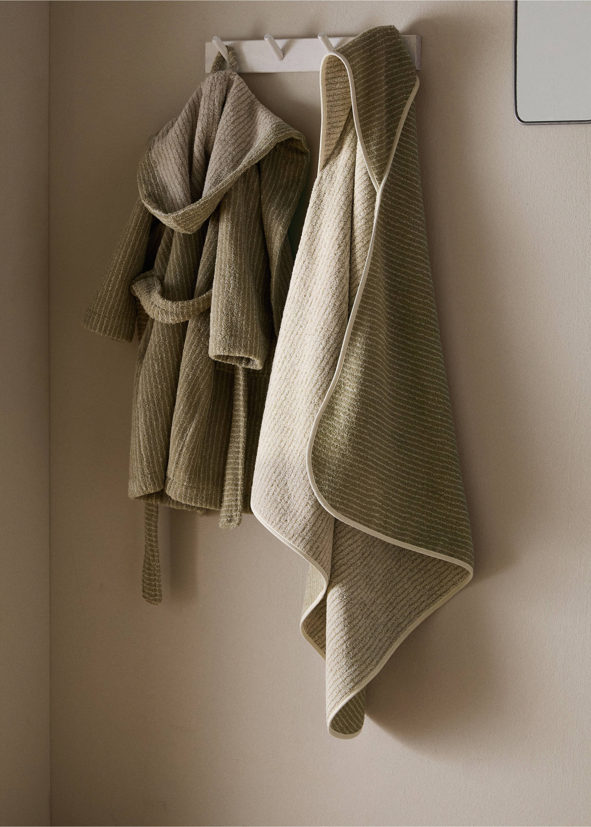 Children's cotton striped bath poncho - General plane, Green. Ref: 17021631-00.