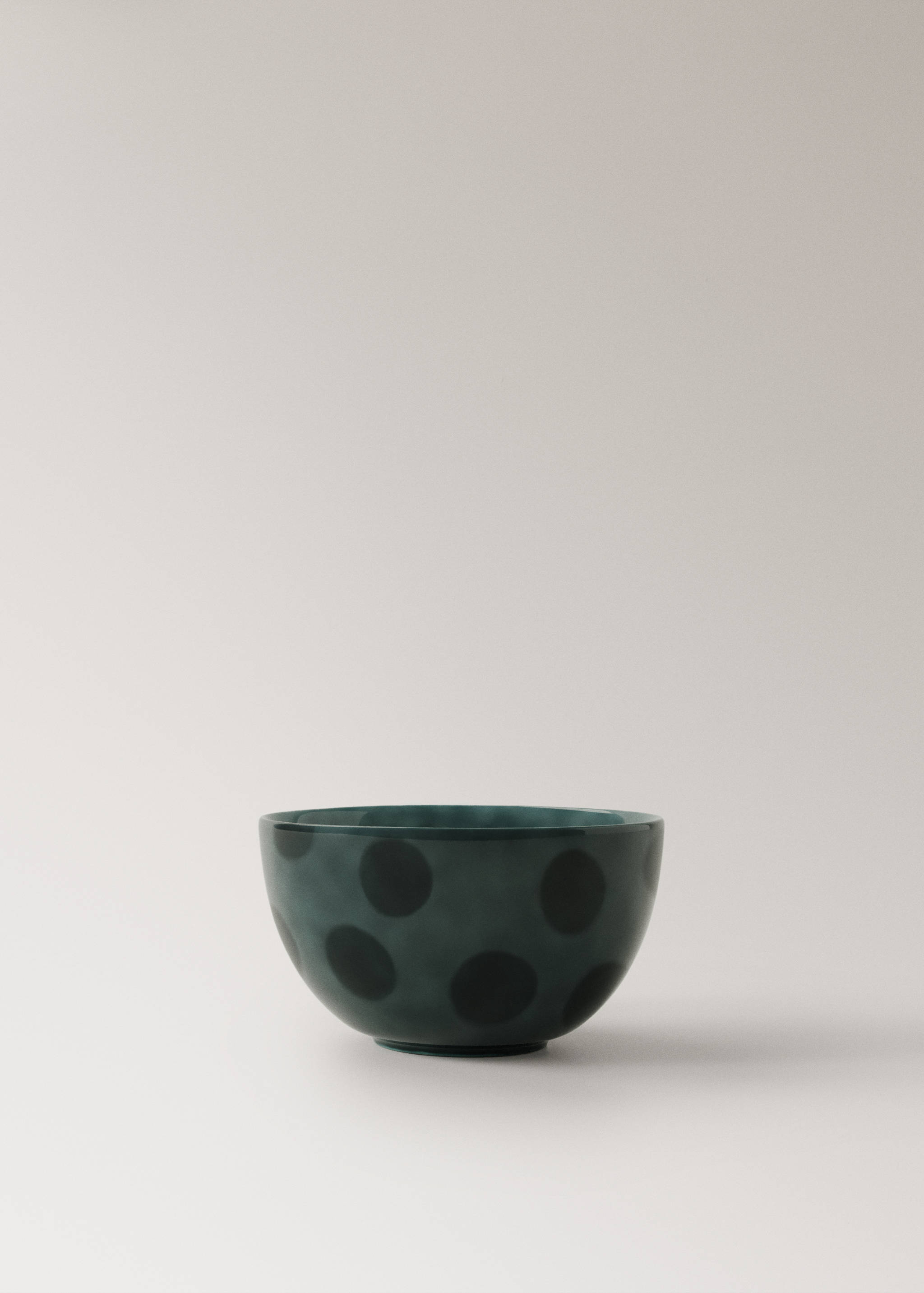 Ručně malovaná mísa z kameniny s puntíky - Zboží bez modelu