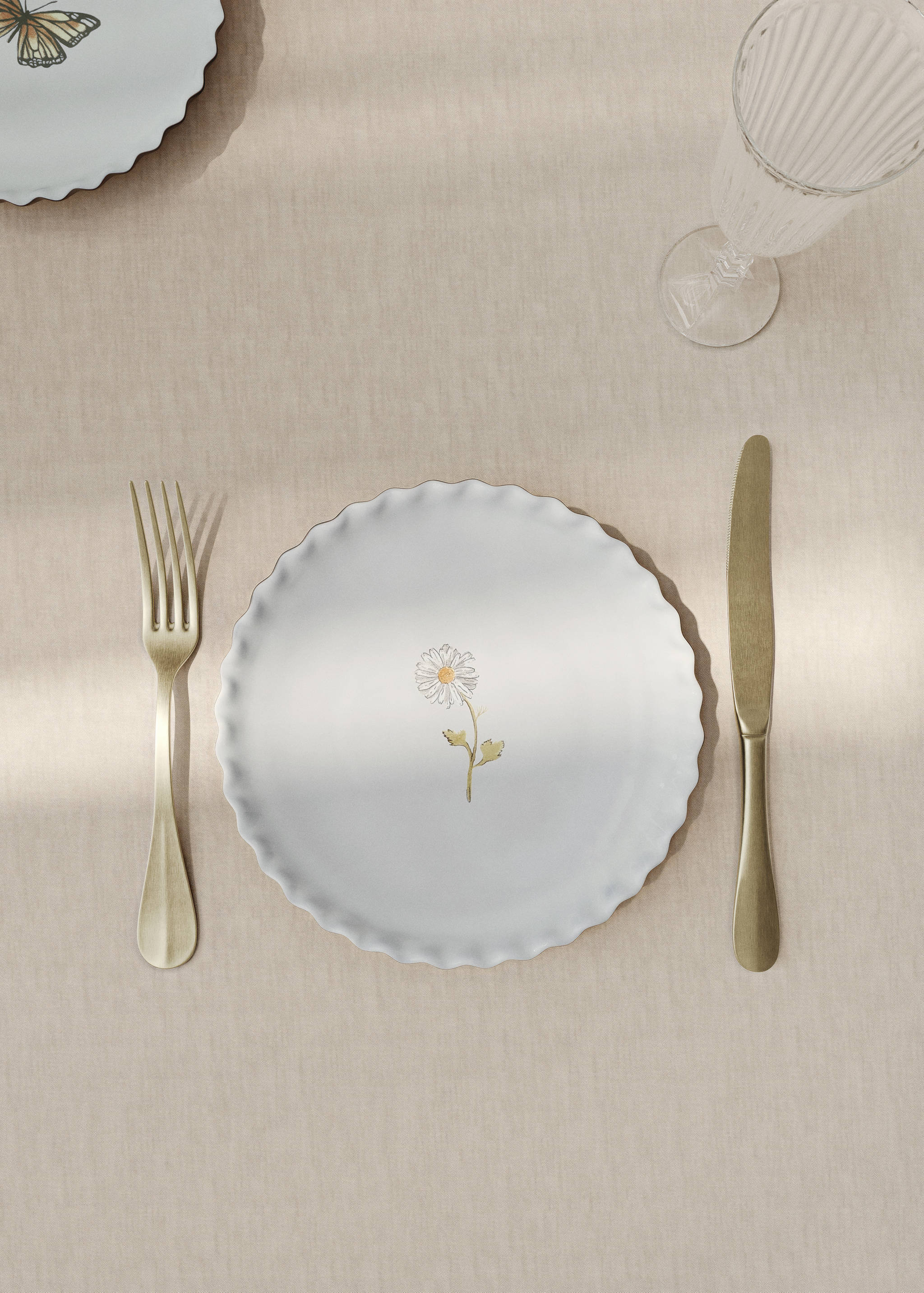 Assiette à dessert en grès avec dessin - Plan général