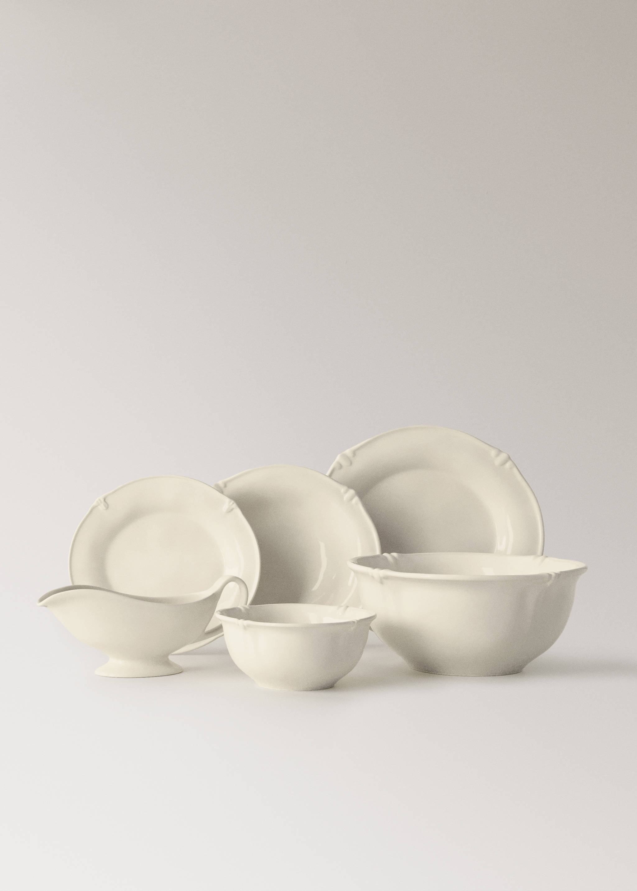 Oval stoneware dessert plate - Details of the article 3