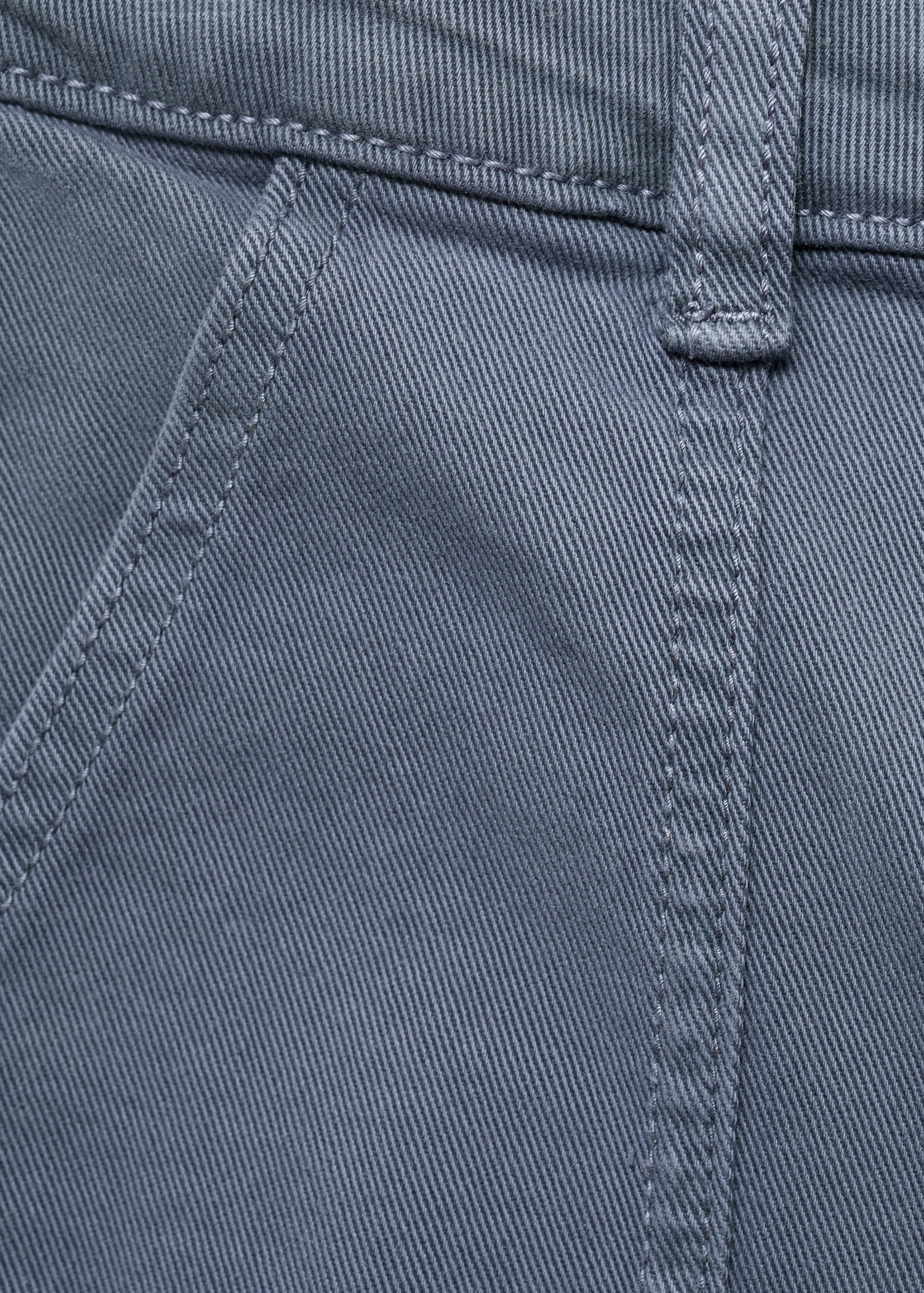 Jean droit à poches - Détail de l'article 0