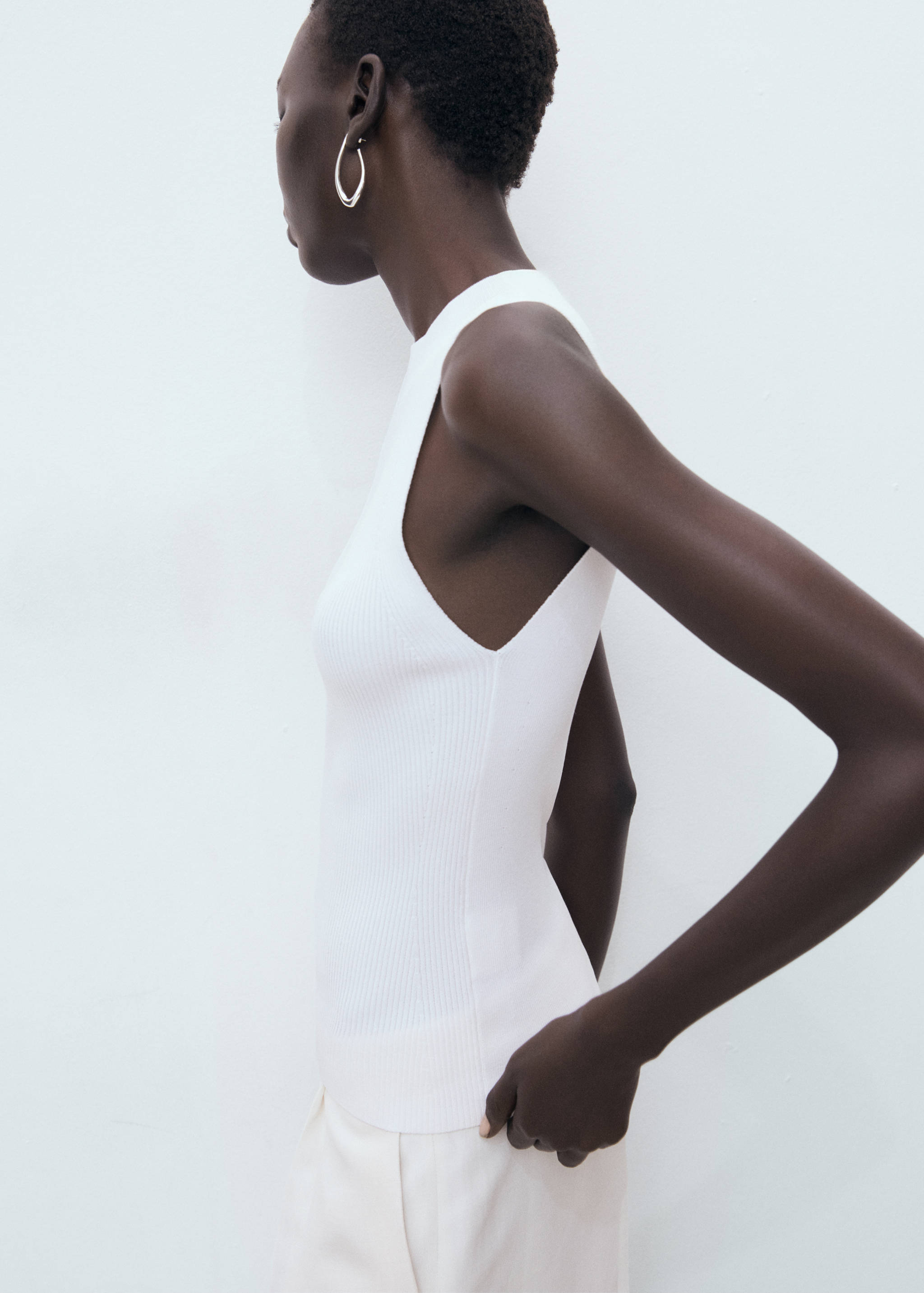 Top maille côtelée - Plan moyen