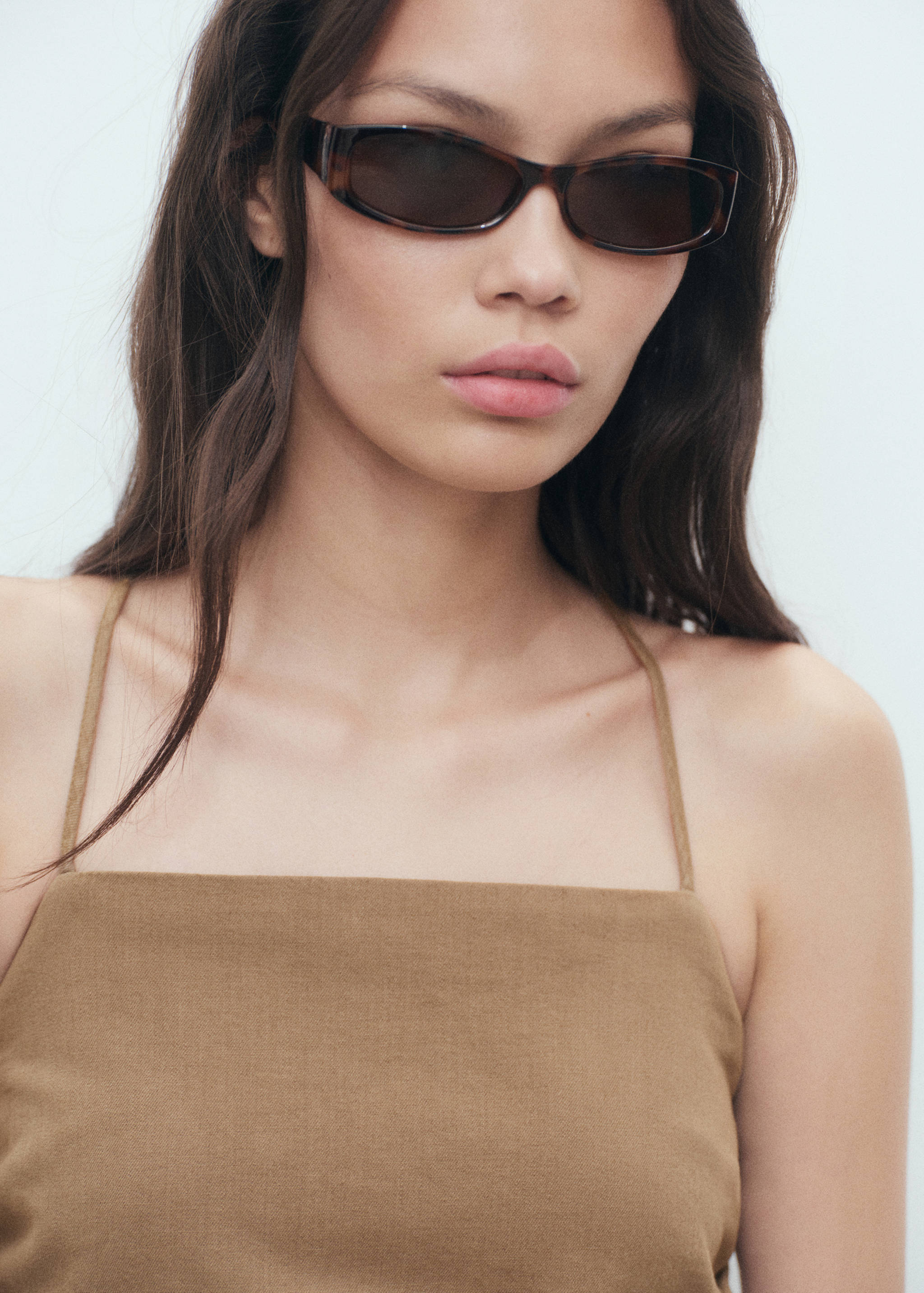 Cross-back draped top - Details of the article 1