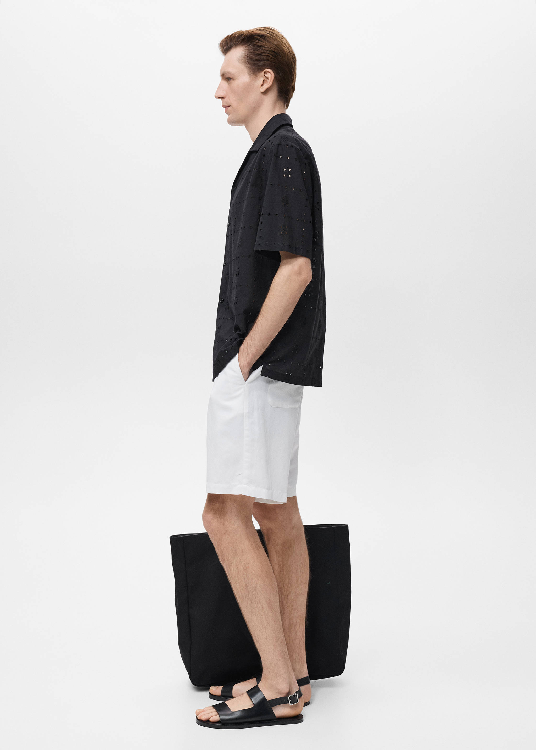 Kemeja bordir berlubang - Rincian barang 2