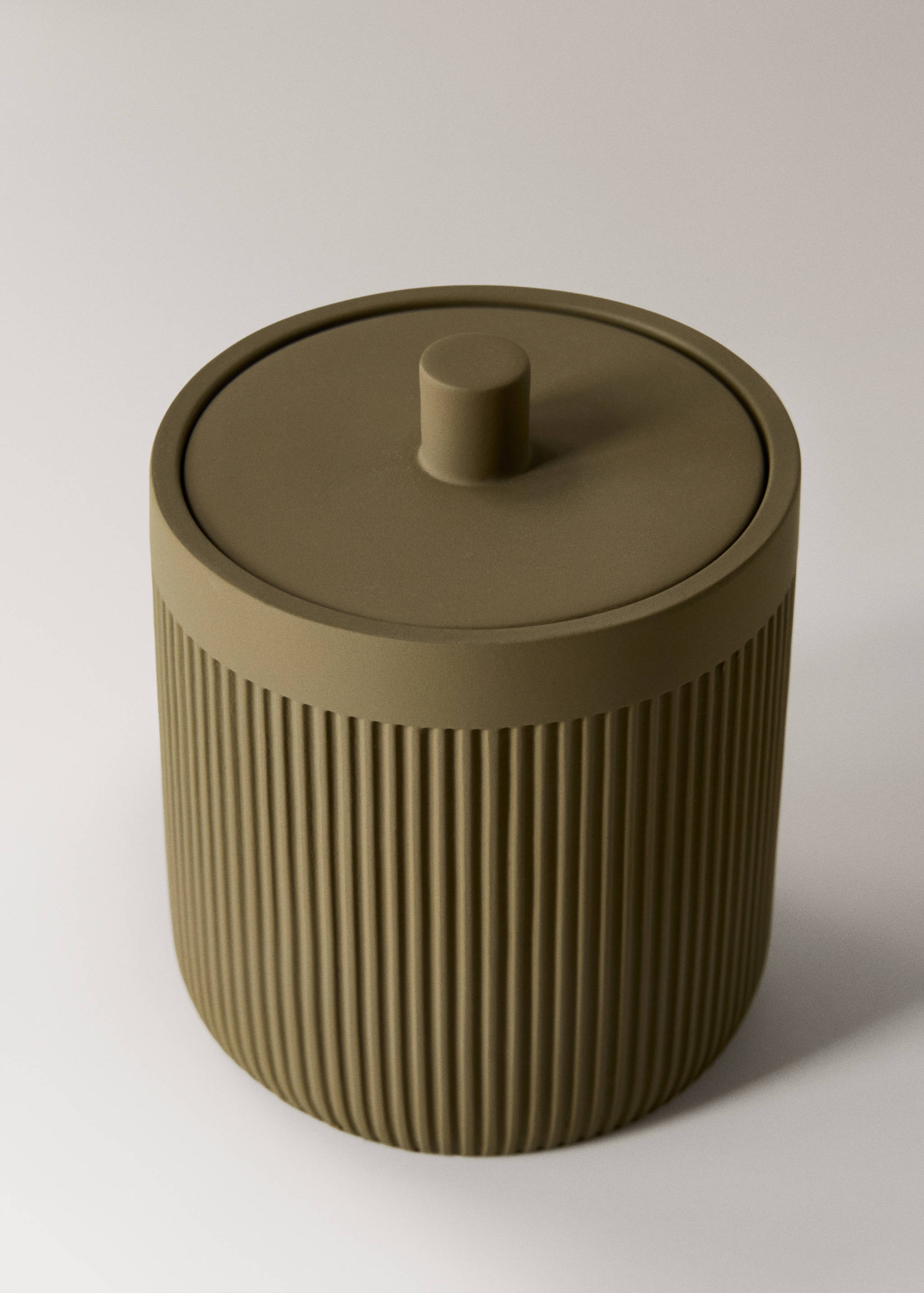 Dose für das Bad mit Deckel aus Kunstharz - Detail des Artikels 1