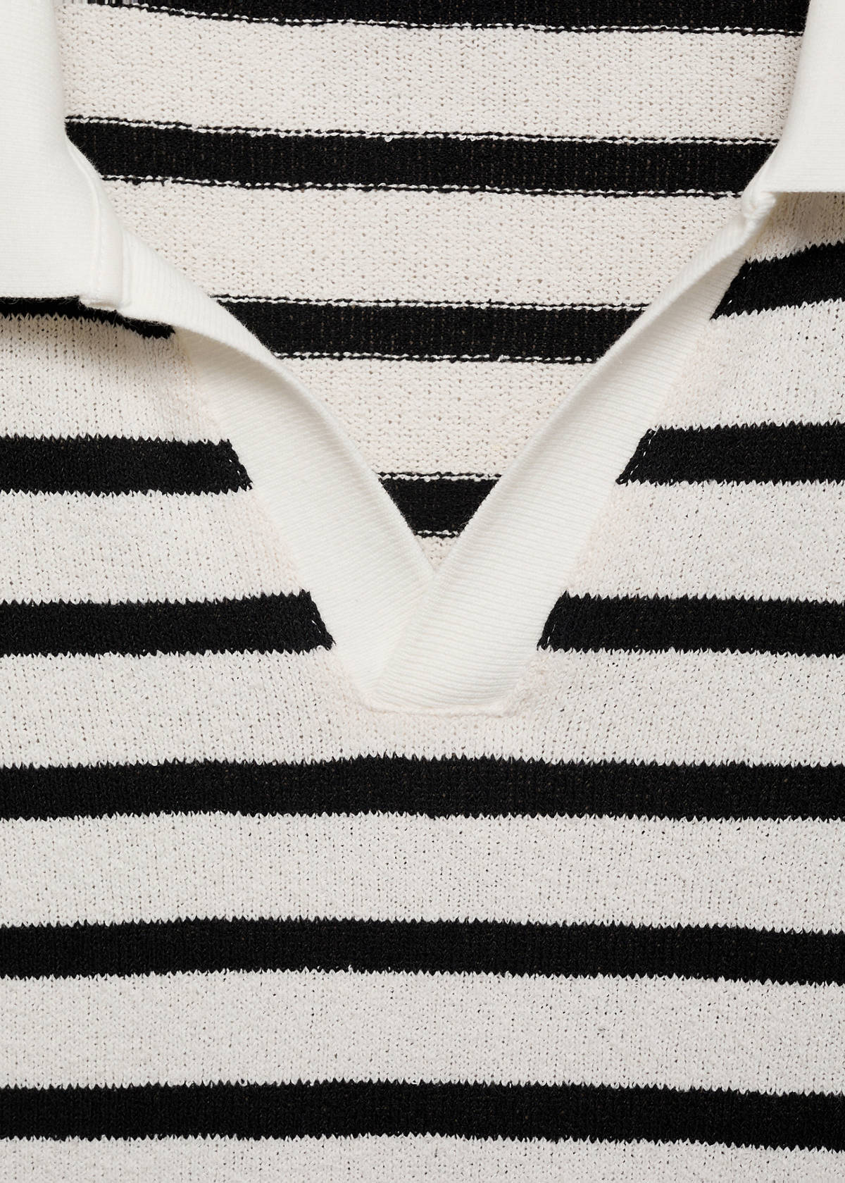 Striped textured knitted polo shirt — Off White
