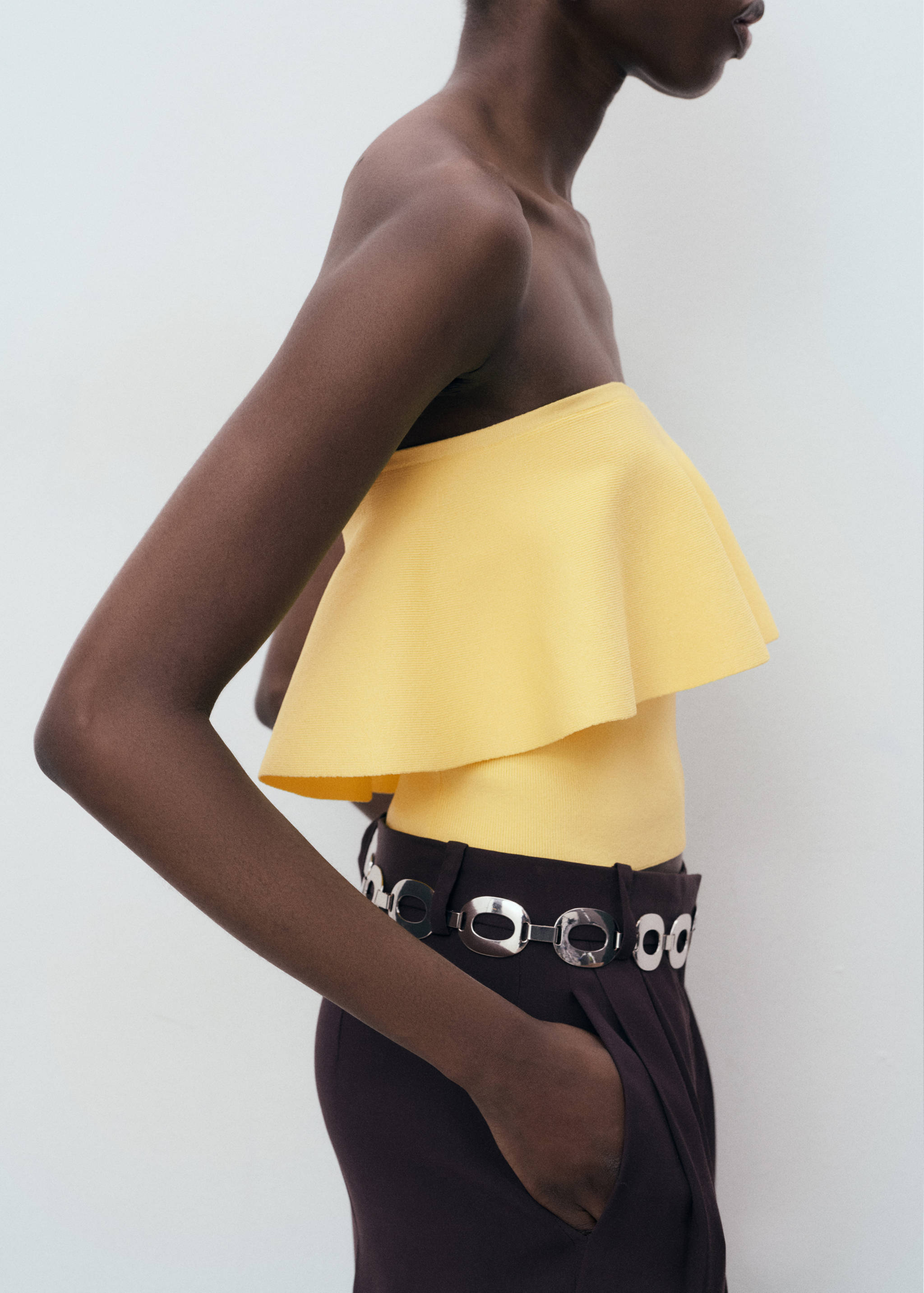 Maxi-ruffle strapless top - Details of the article 1