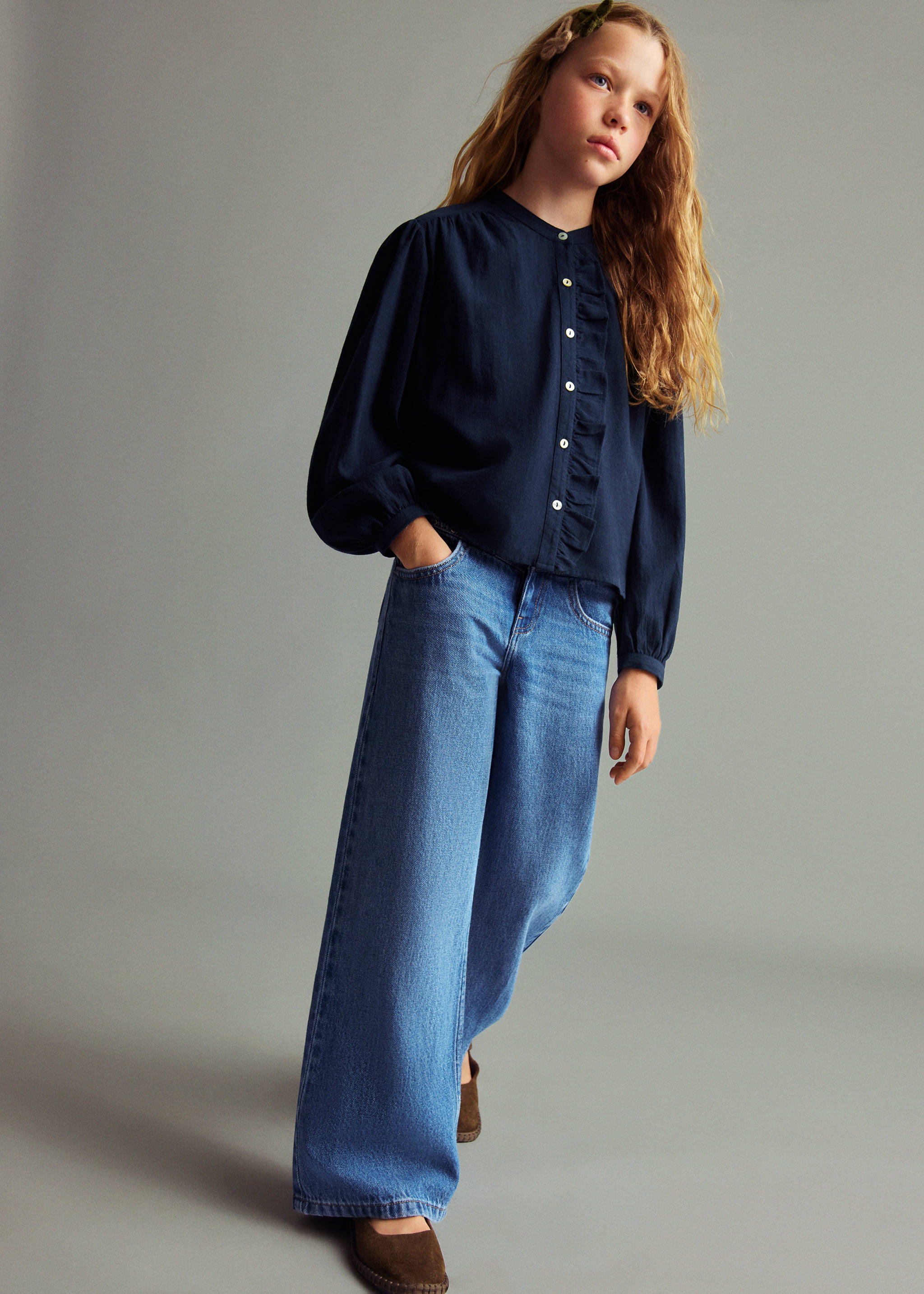 Wide leg jeans with studs - General plane