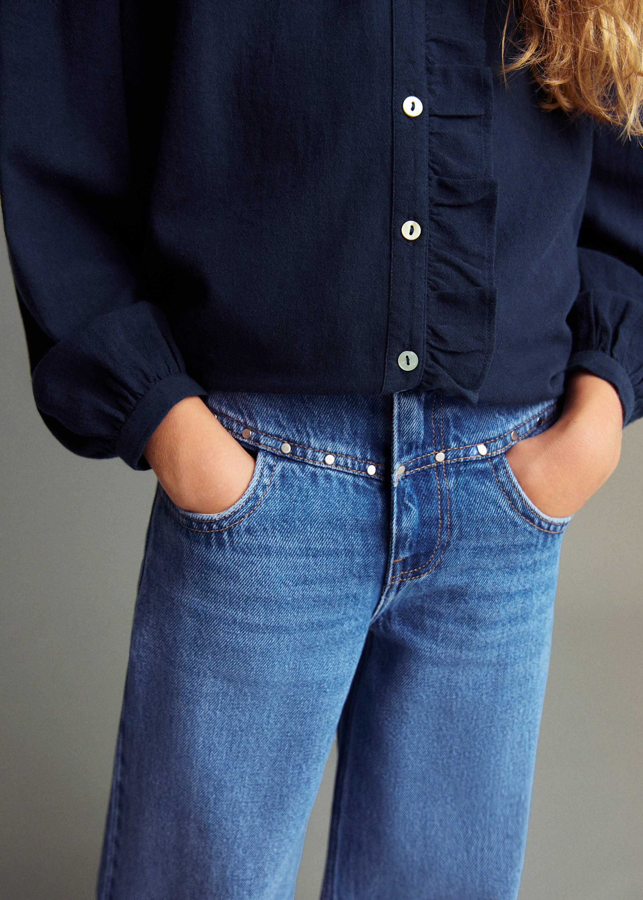 Wide leg jeans with studs - Medium plane