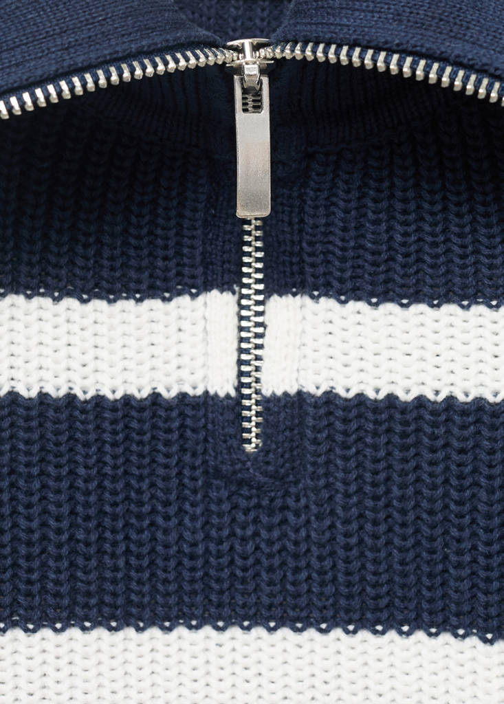 Knitted sweater with perkins neck — Navy