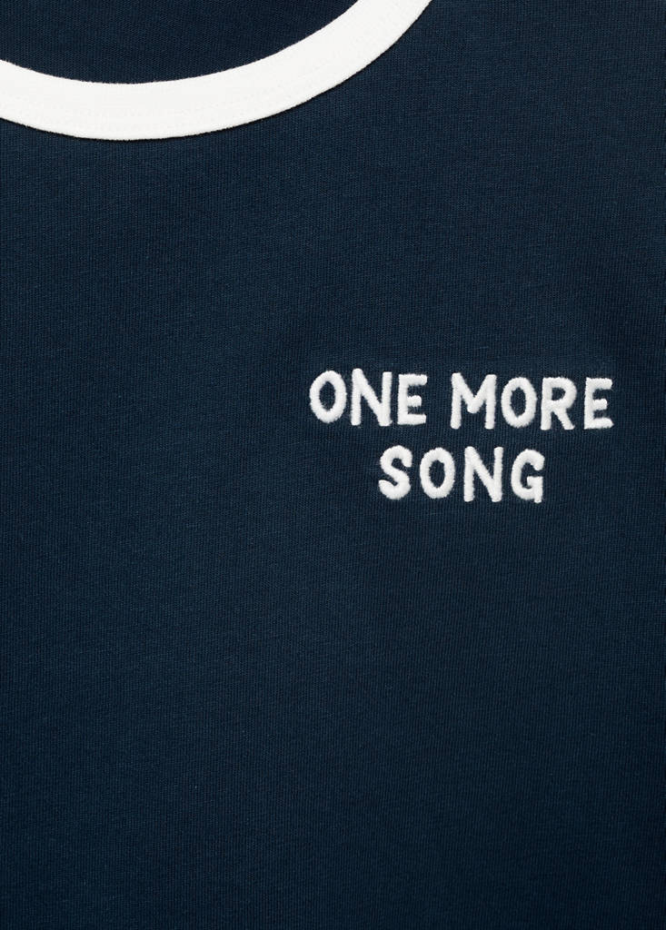 T-shirt with embroidered contrasting collar — Navy