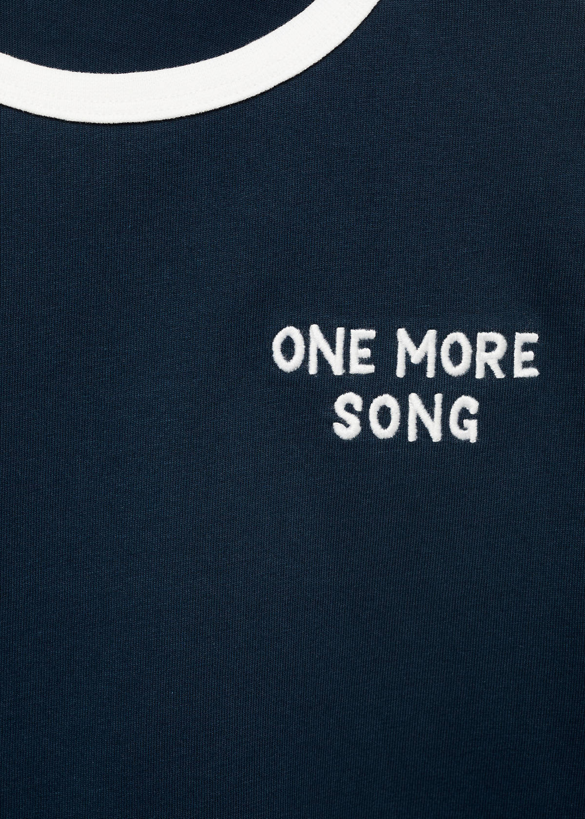 T-shirt with embroidered contrasting collar — Navy