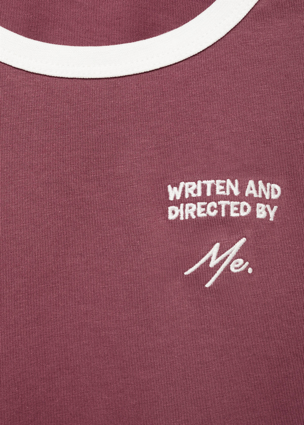 T-shirt with embroidered contrasting collar — Cherry