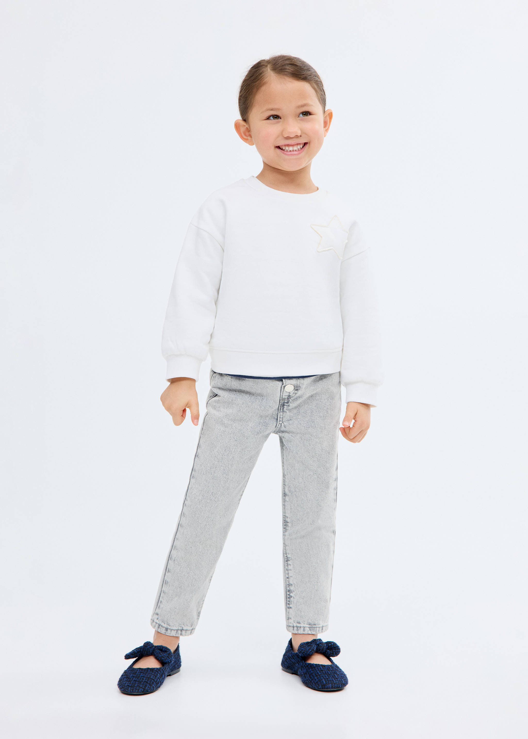 Paper bag jeans with buttons - General plane