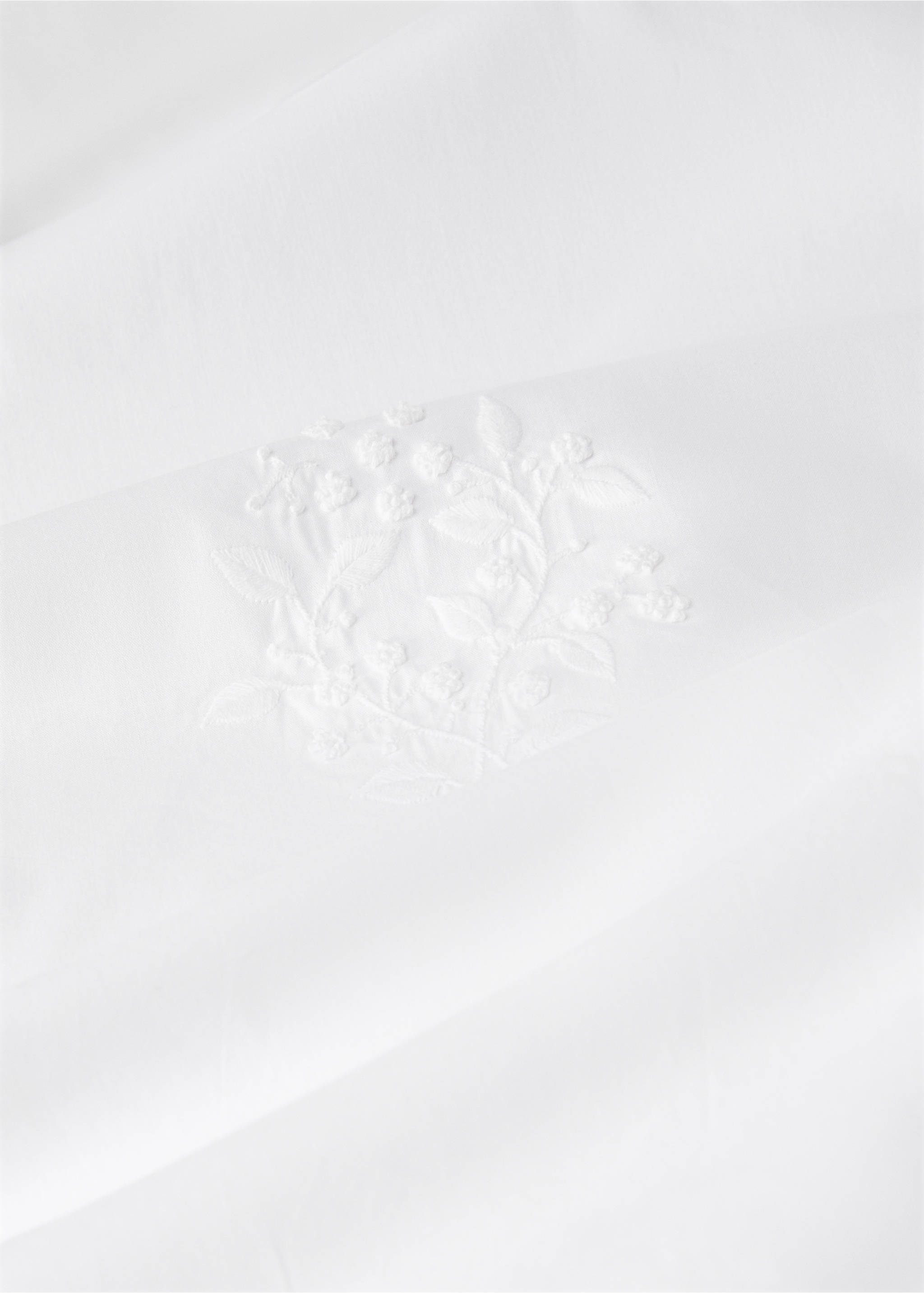 Percale cotton duvet cover with embroidered flowers for 150/160 cm bed - Medium plane, White. Ref: 17023312-00.