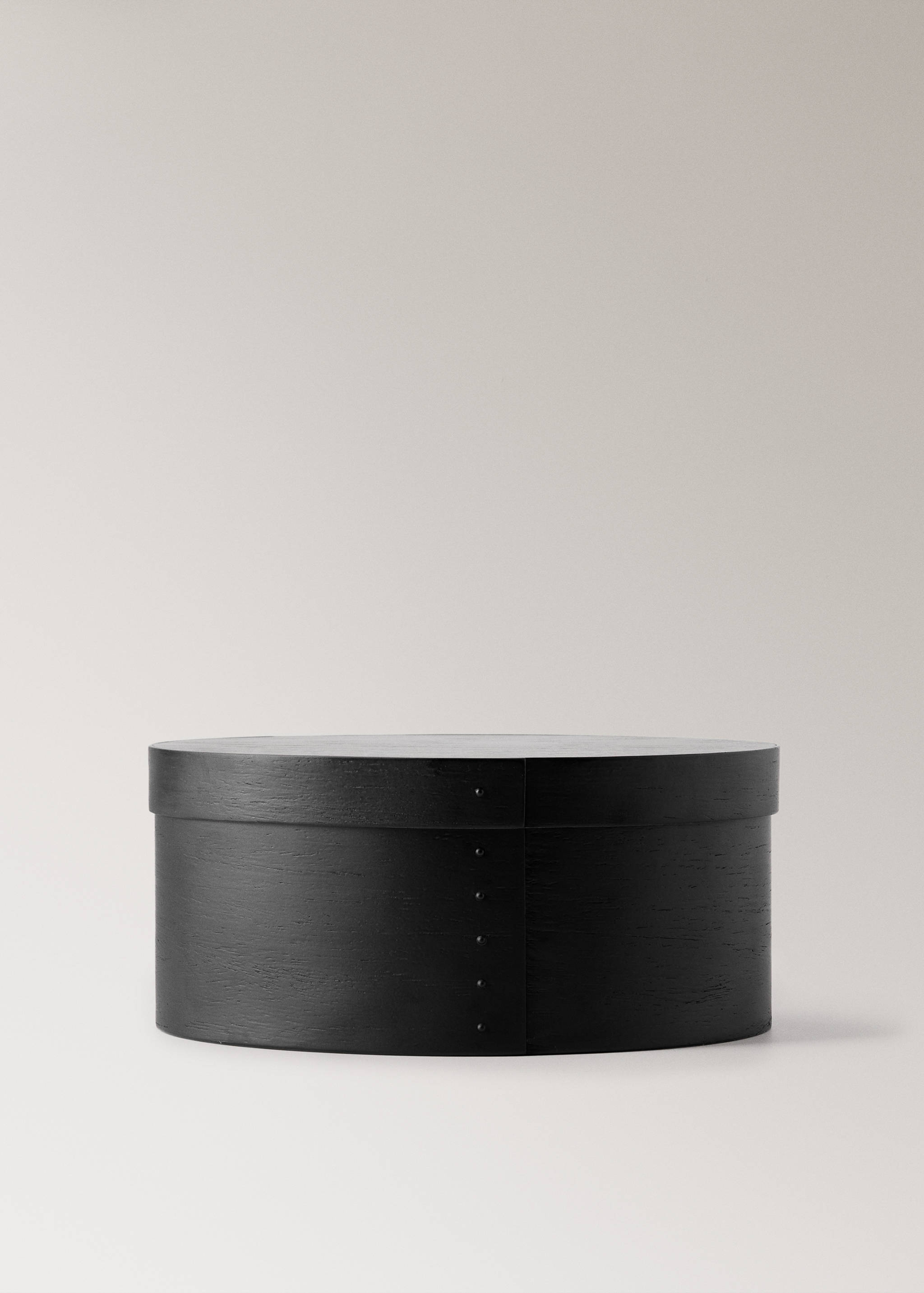 Medium oval wooden box - Article without model