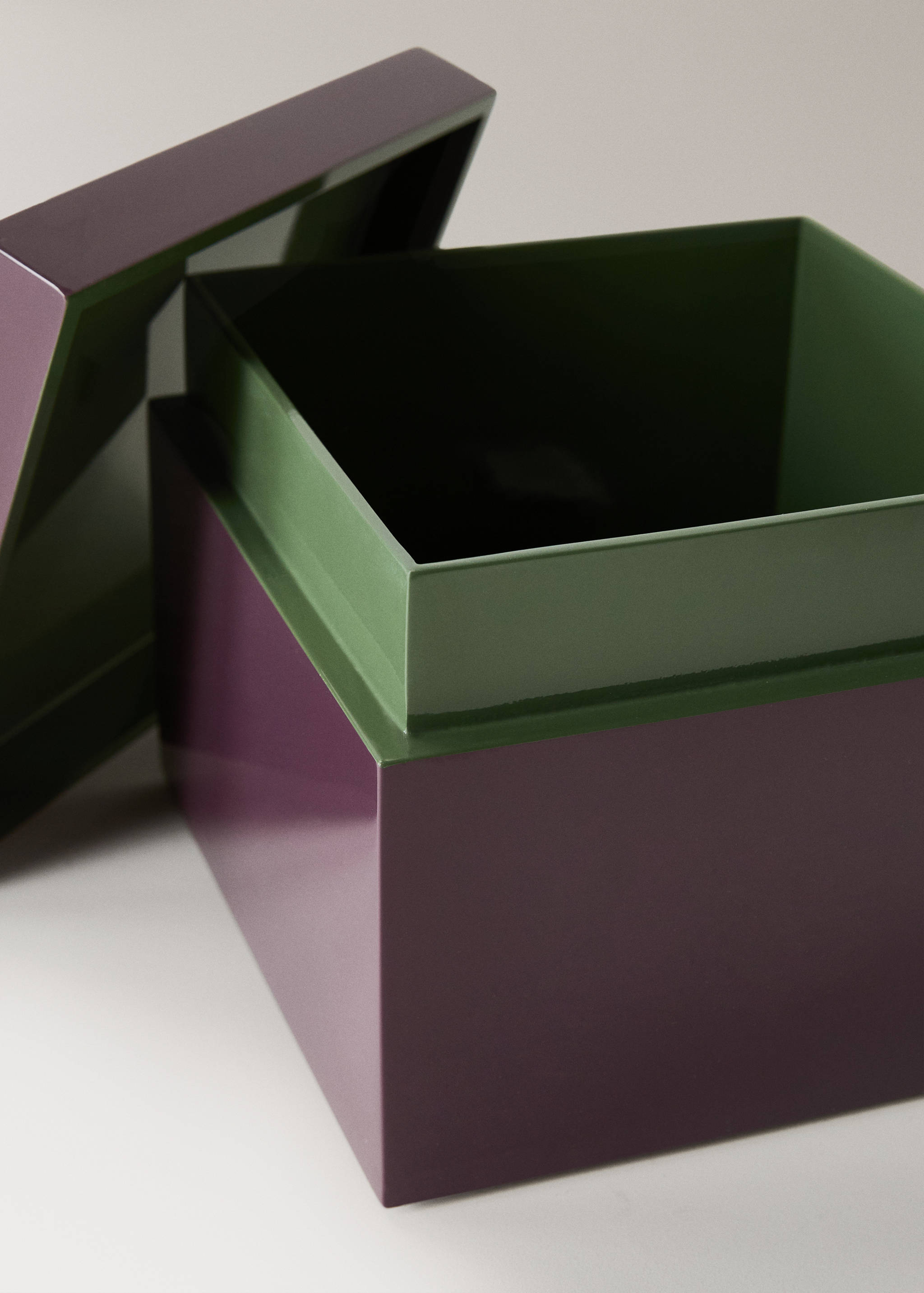 Caja lacada bicolor cuadrada - Detalle del artículo 2