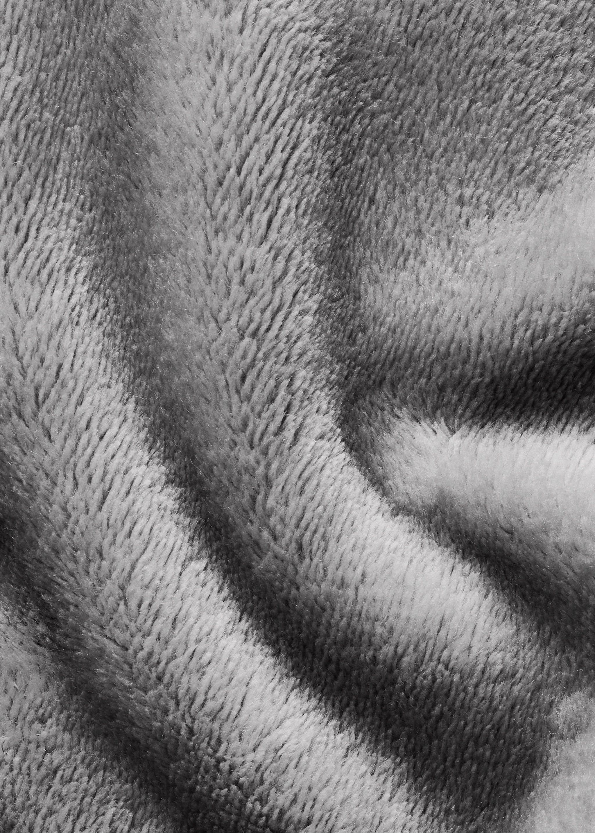 Children's fleece blanket - Details of the article 2, Light/Pastel Grey. Ref: 17023322-00.