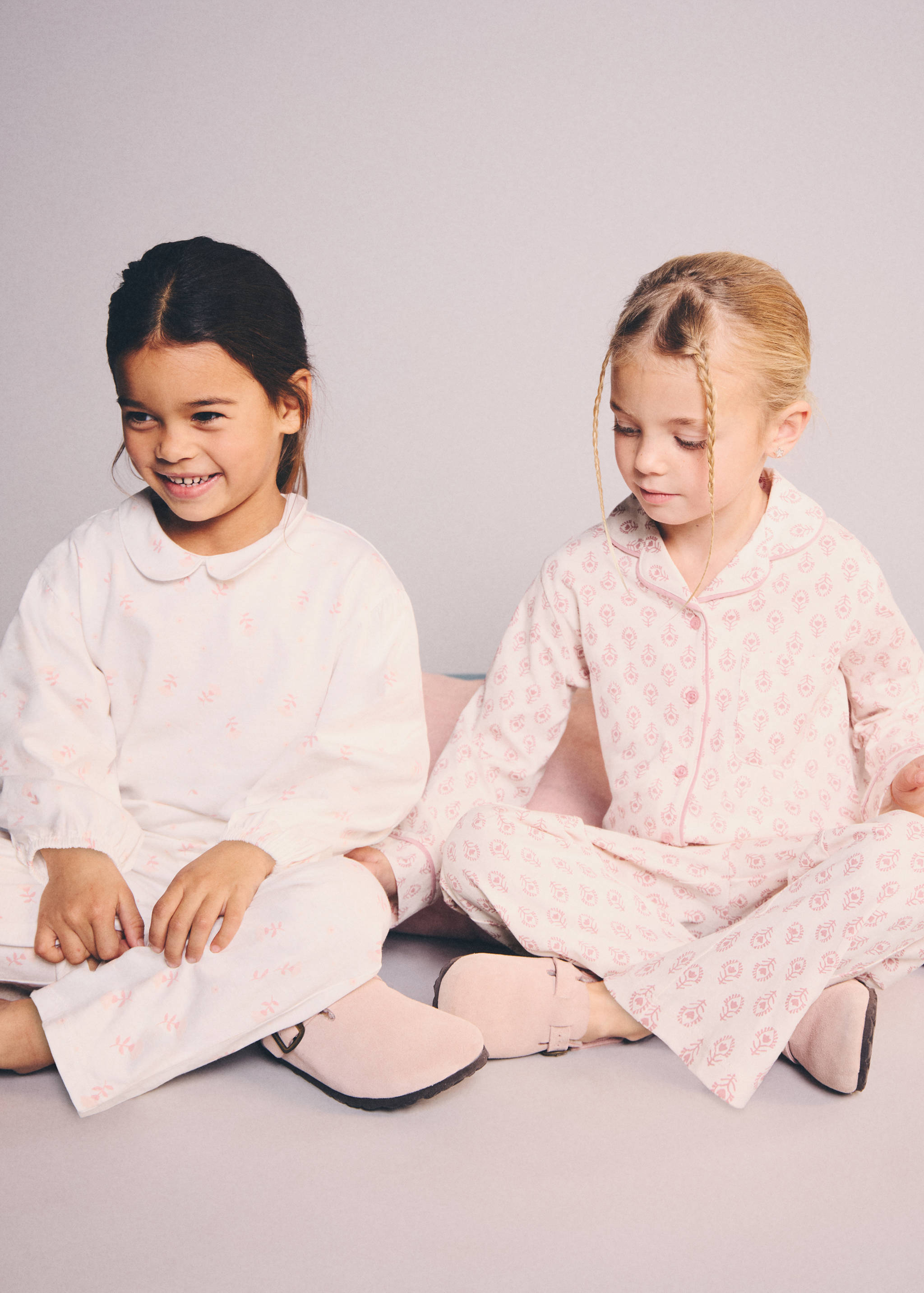 Pijama largo estampado - Plano medio