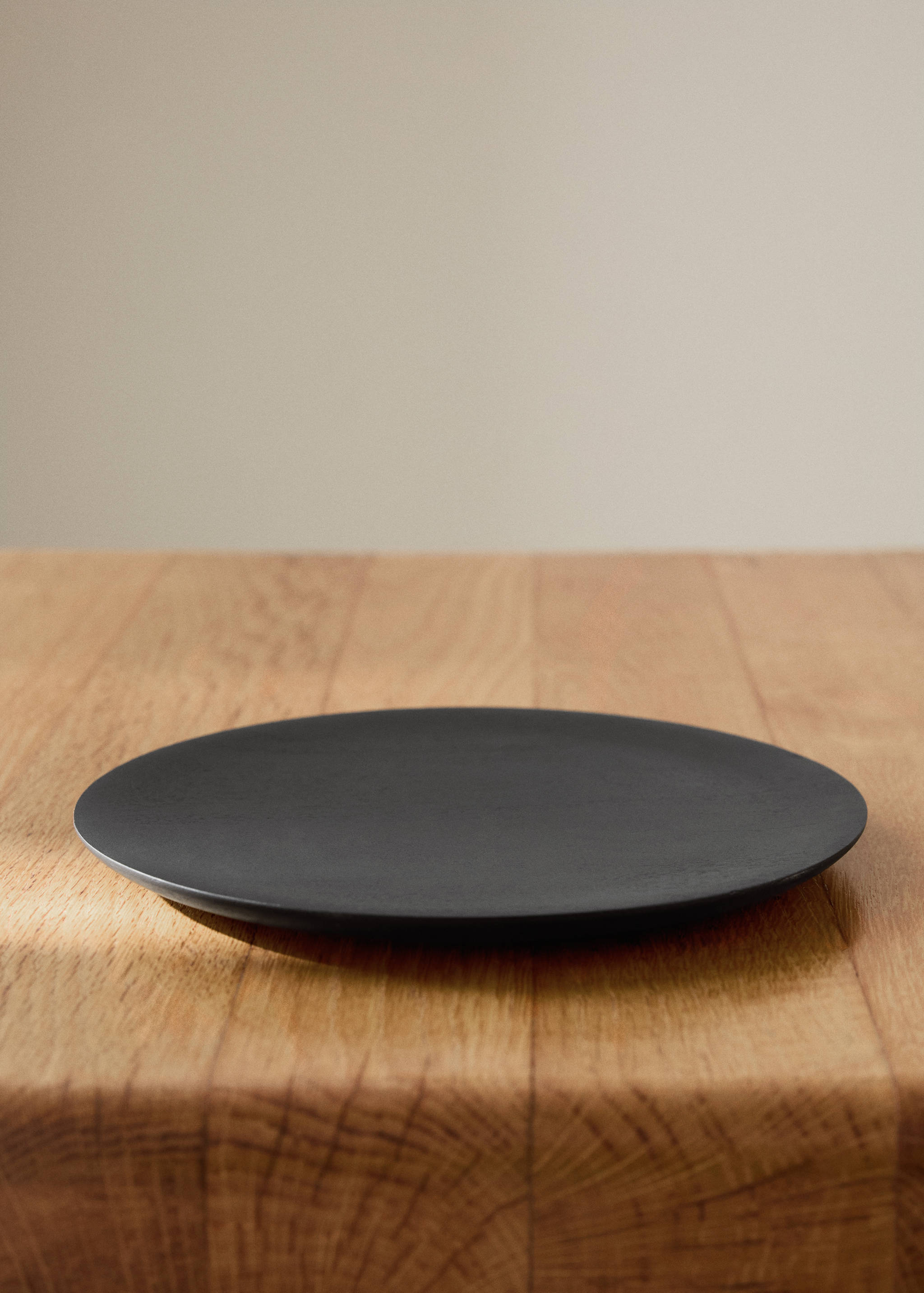 Střední kulatý dřevěný podnos - Celkový náhled