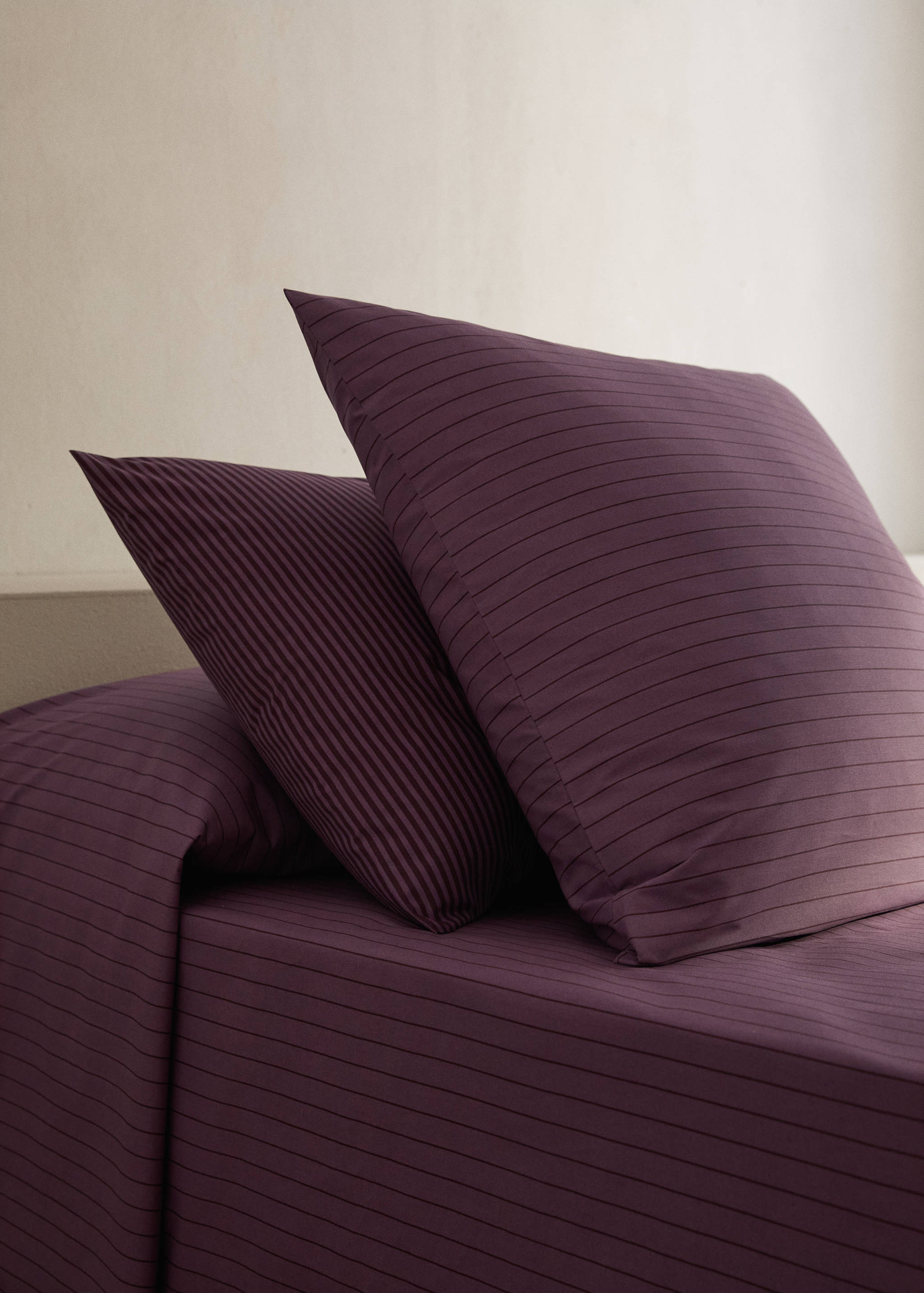 Çizgili pamuklu perkal yastık kılıfı 45x110cm - Genel plan