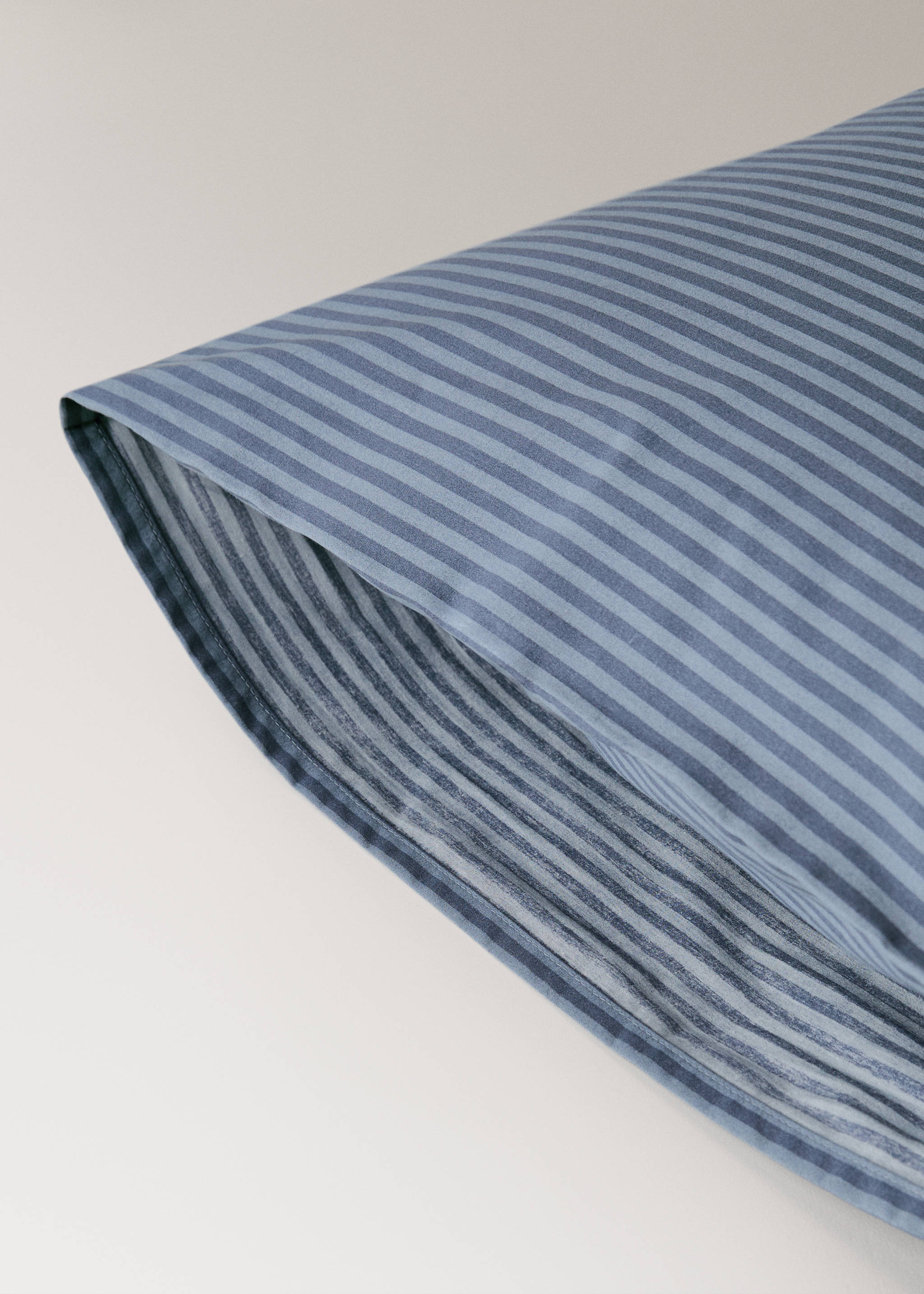 Două huse de pernă din bumbac percal cu dungi 50x75 cm - Detaliu al articolului 3