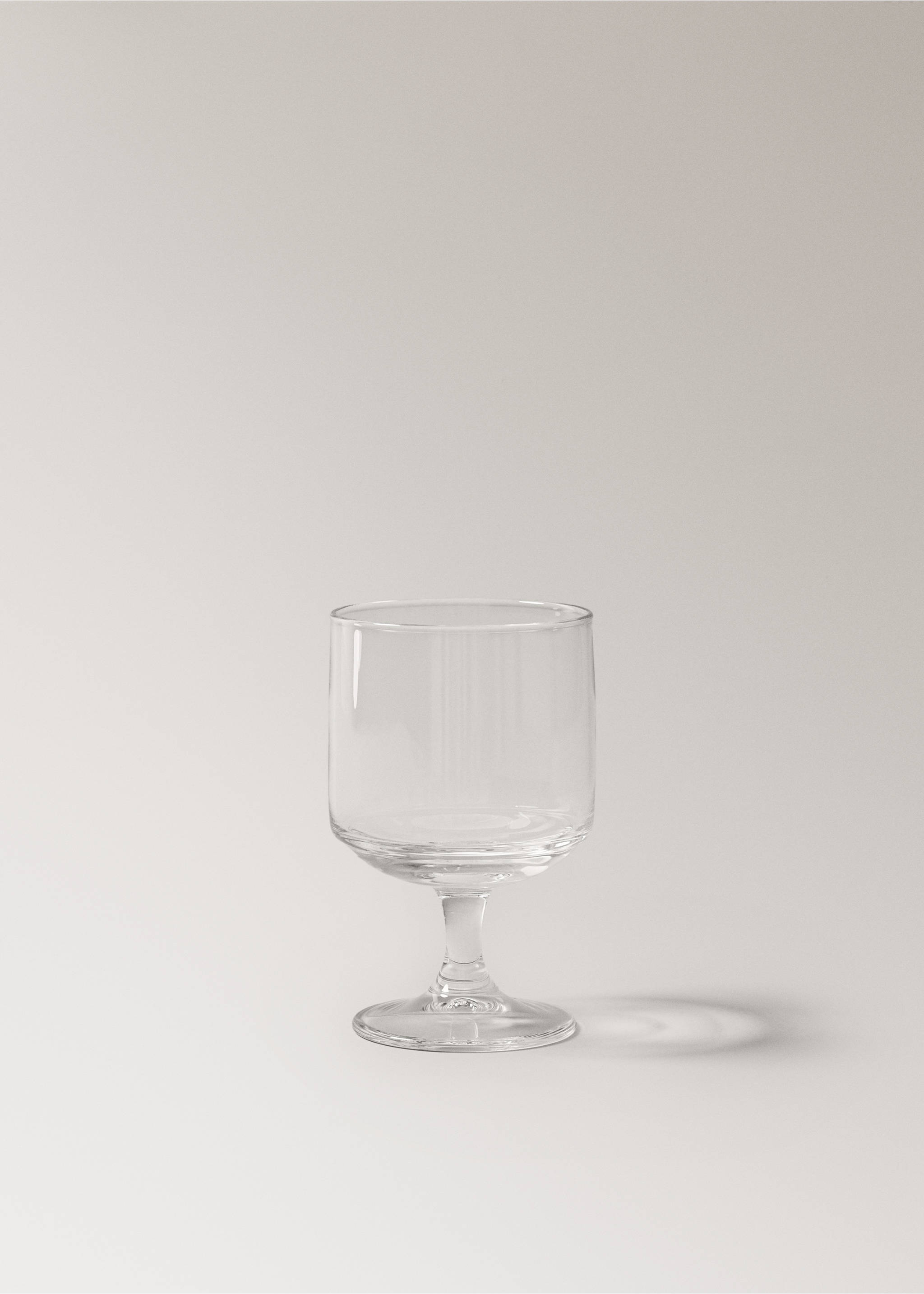 Clear glass cup - Article without model, Off White. Ref: 17023828-00.