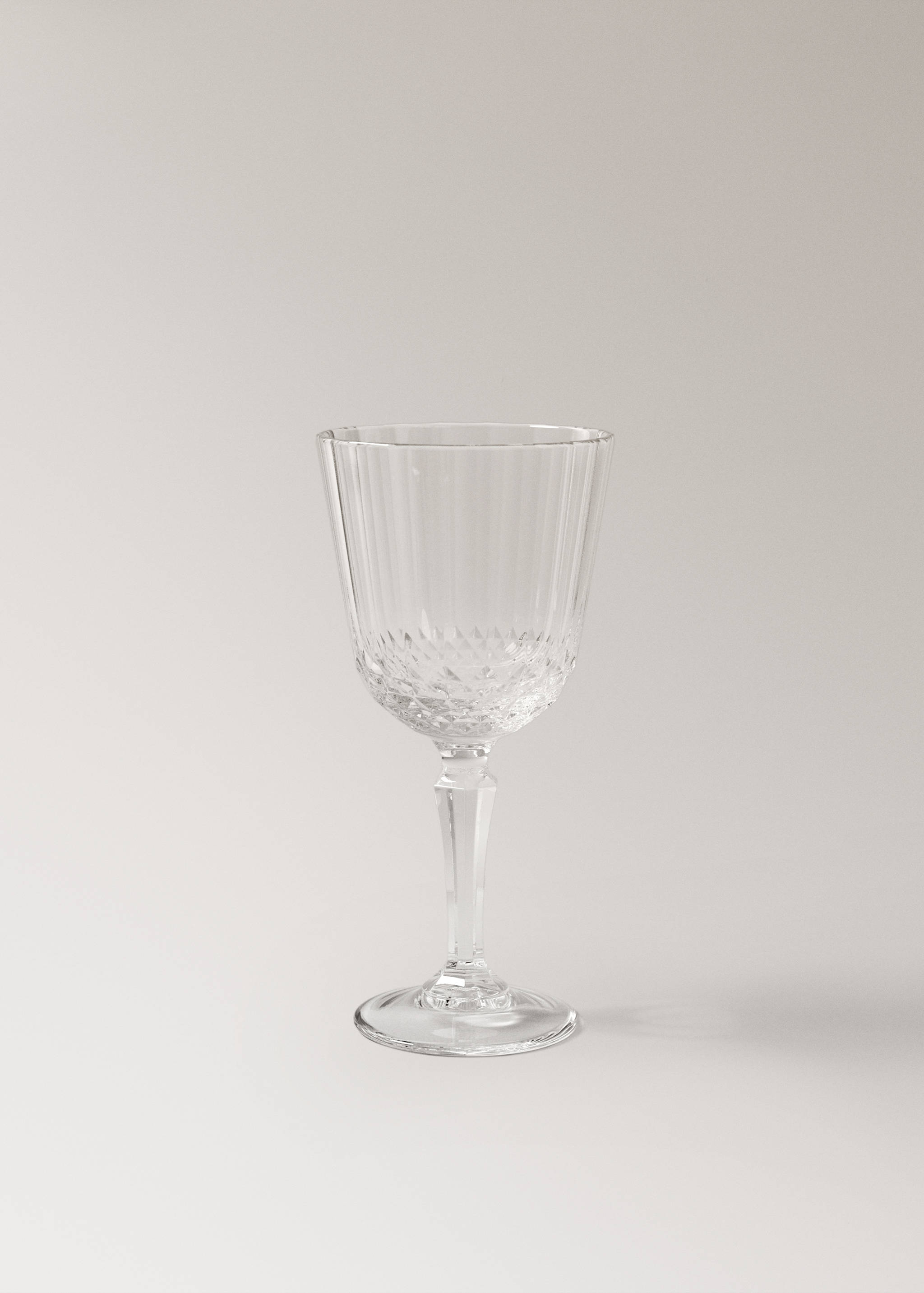 Weinglas mit Relief - Artikel ohne Model