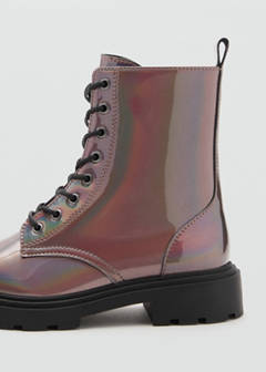 Zipped metallic boots — Maroon 4