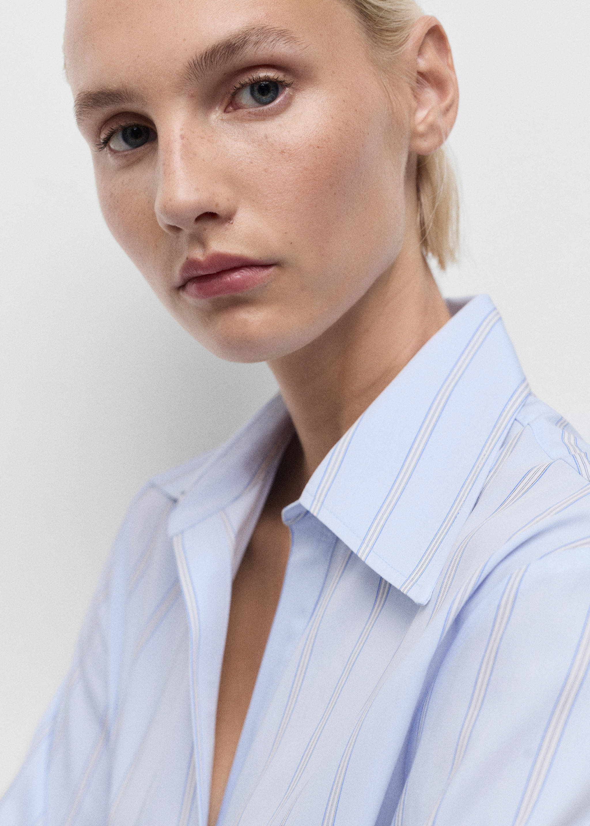 Lapels striped shirt - Details of the article 1