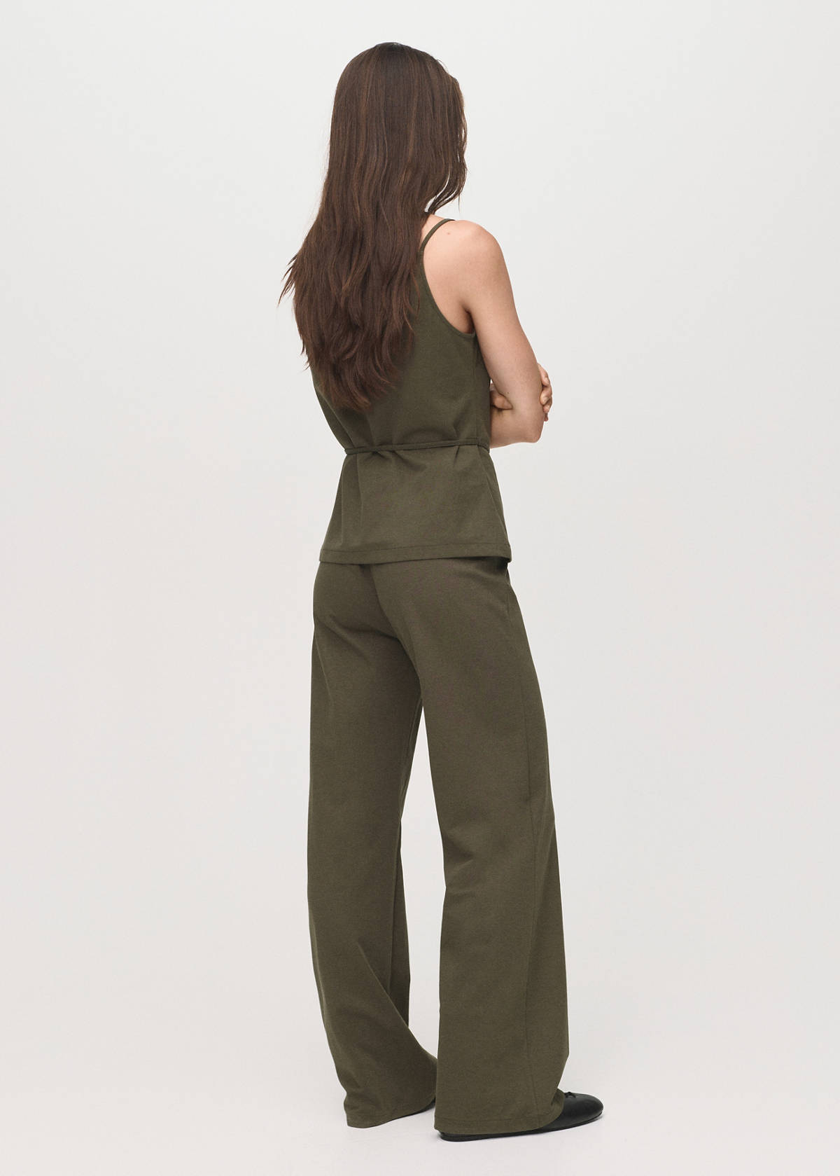 Straight-fit trousers with elastic waist — Khaki