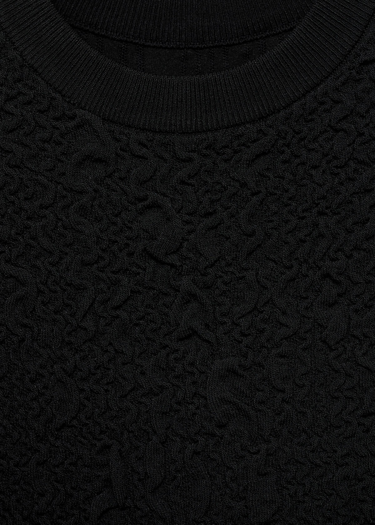Textured crepe top — Black